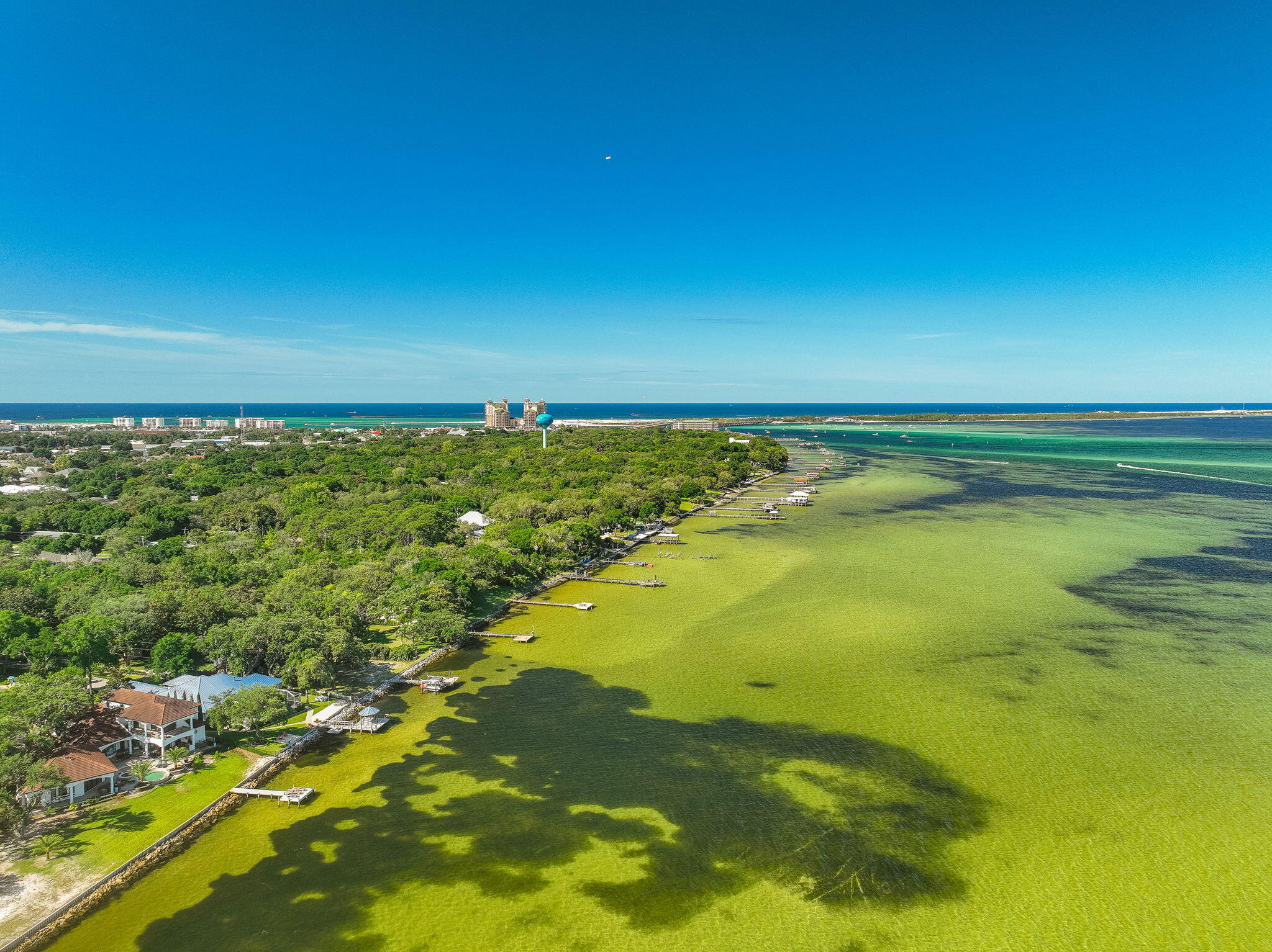 CALHOUN S/D TO DESTIN - Residential