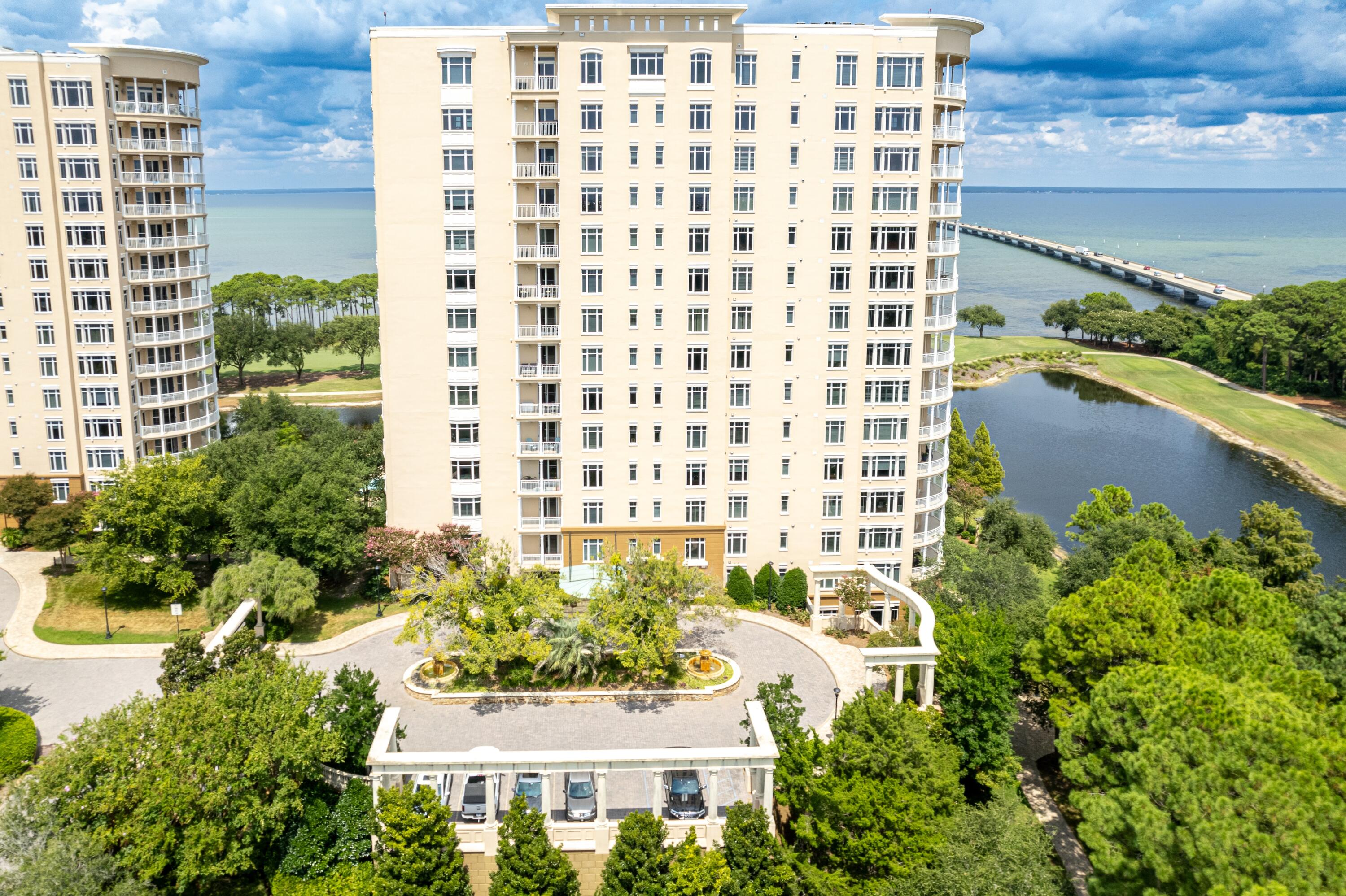 ONE WATER PLACE AT KELLY PLANTATION - Residential