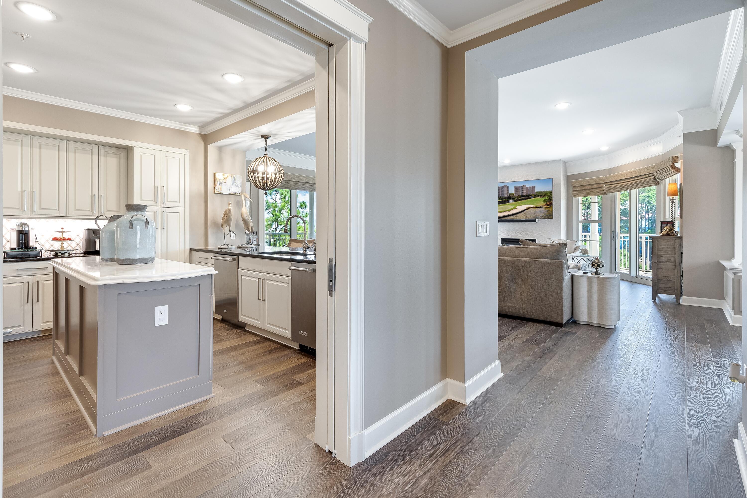 ONE WATER PLACE AT KELLY PLANTATION - Residential