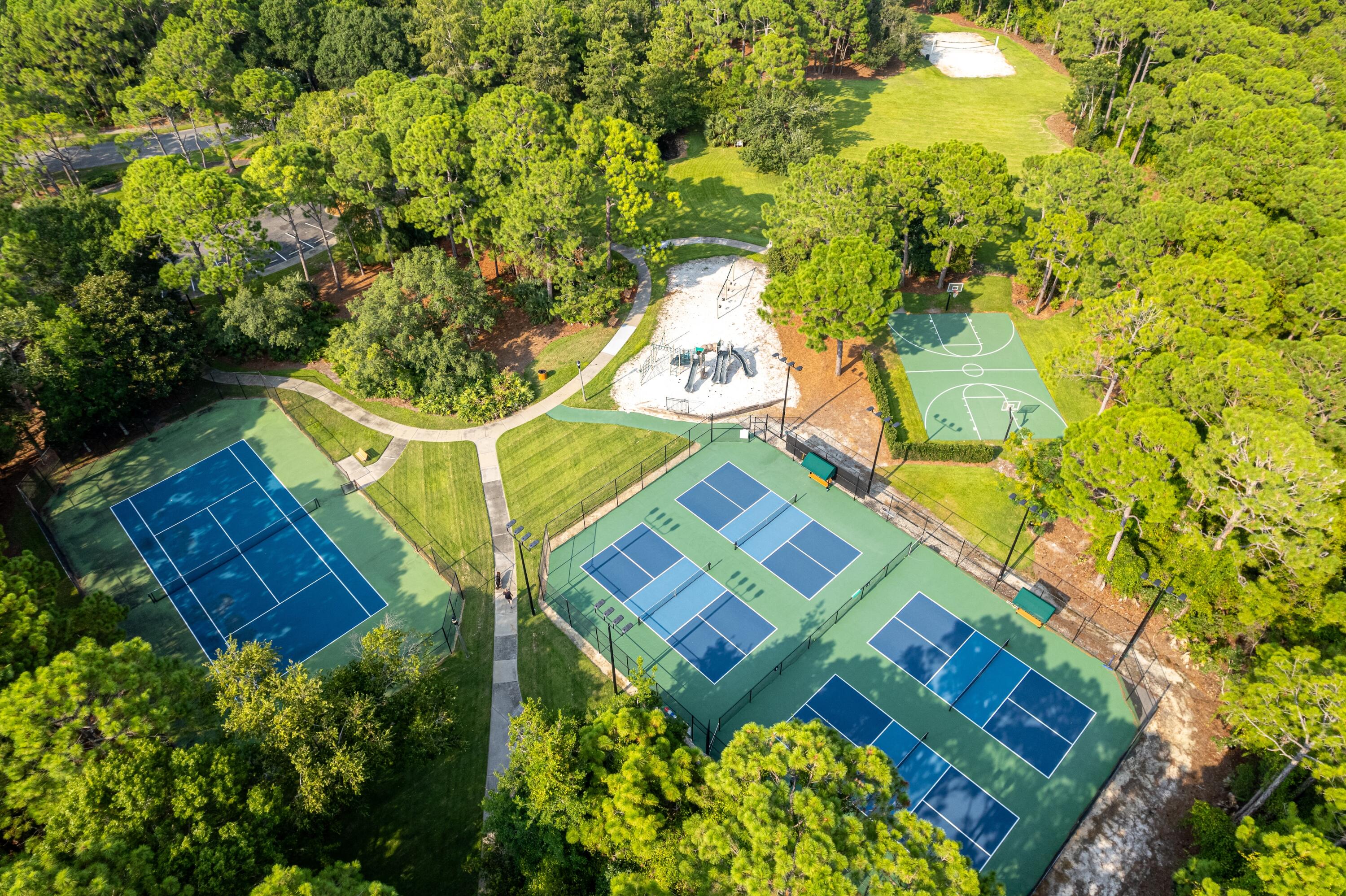 ONE WATER PLACE AT KELLY PLANTATION - Residential