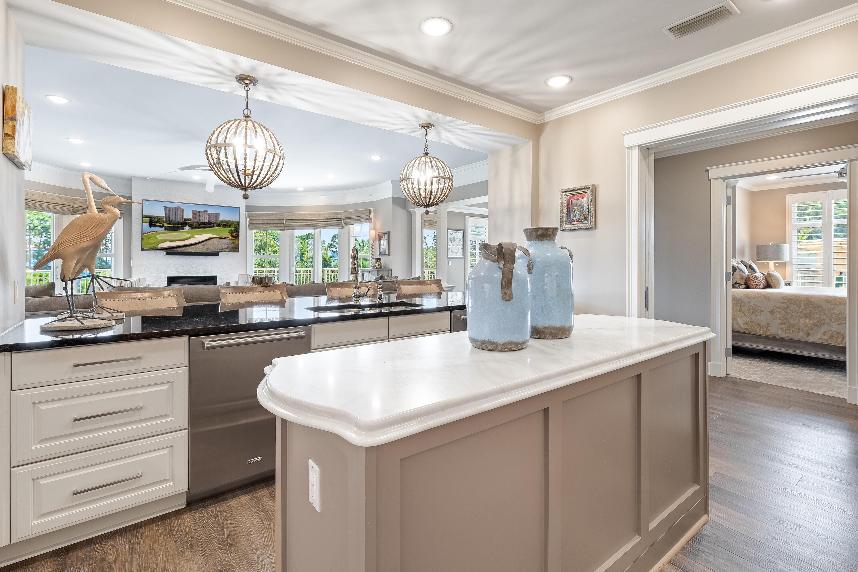 ONE WATER PLACE AT KELLY PLANTATION - Residential