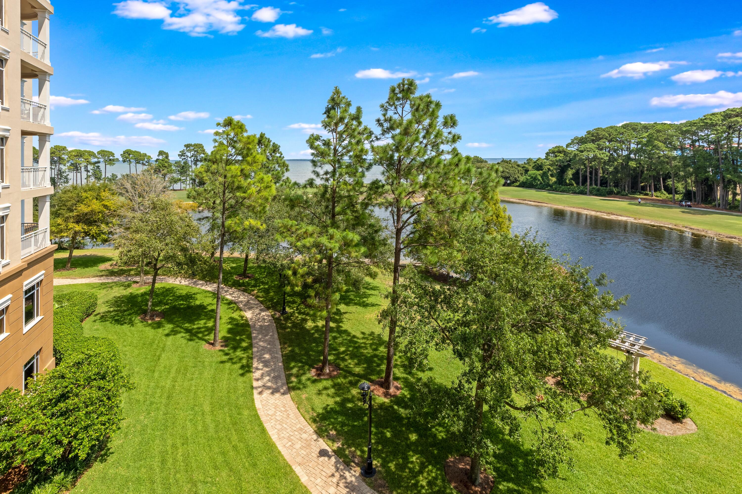ONE WATER PLACE AT KELLY PLANTATION - Residential
