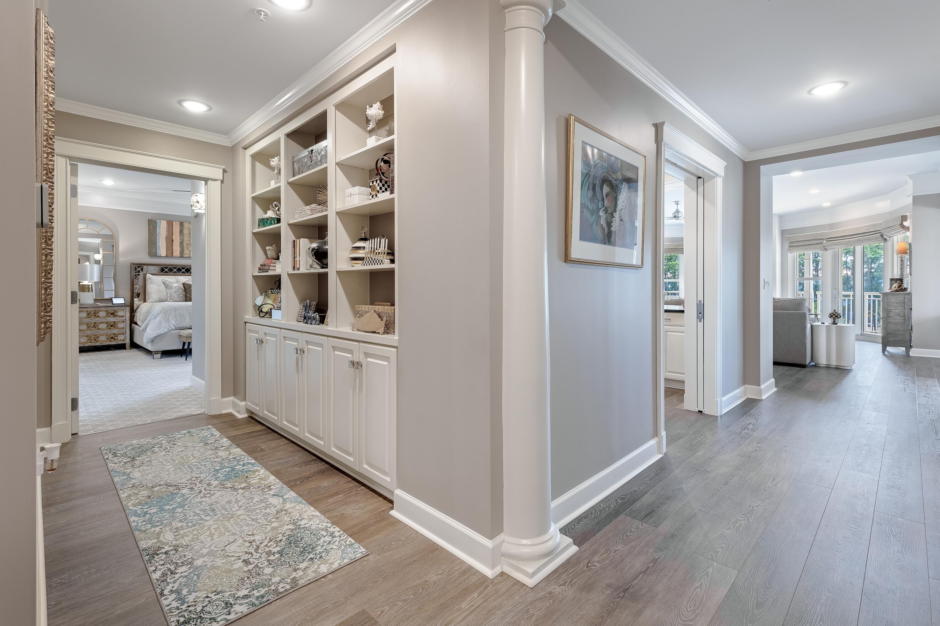 ONE WATER PLACE AT KELLY PLANTATION - Residential