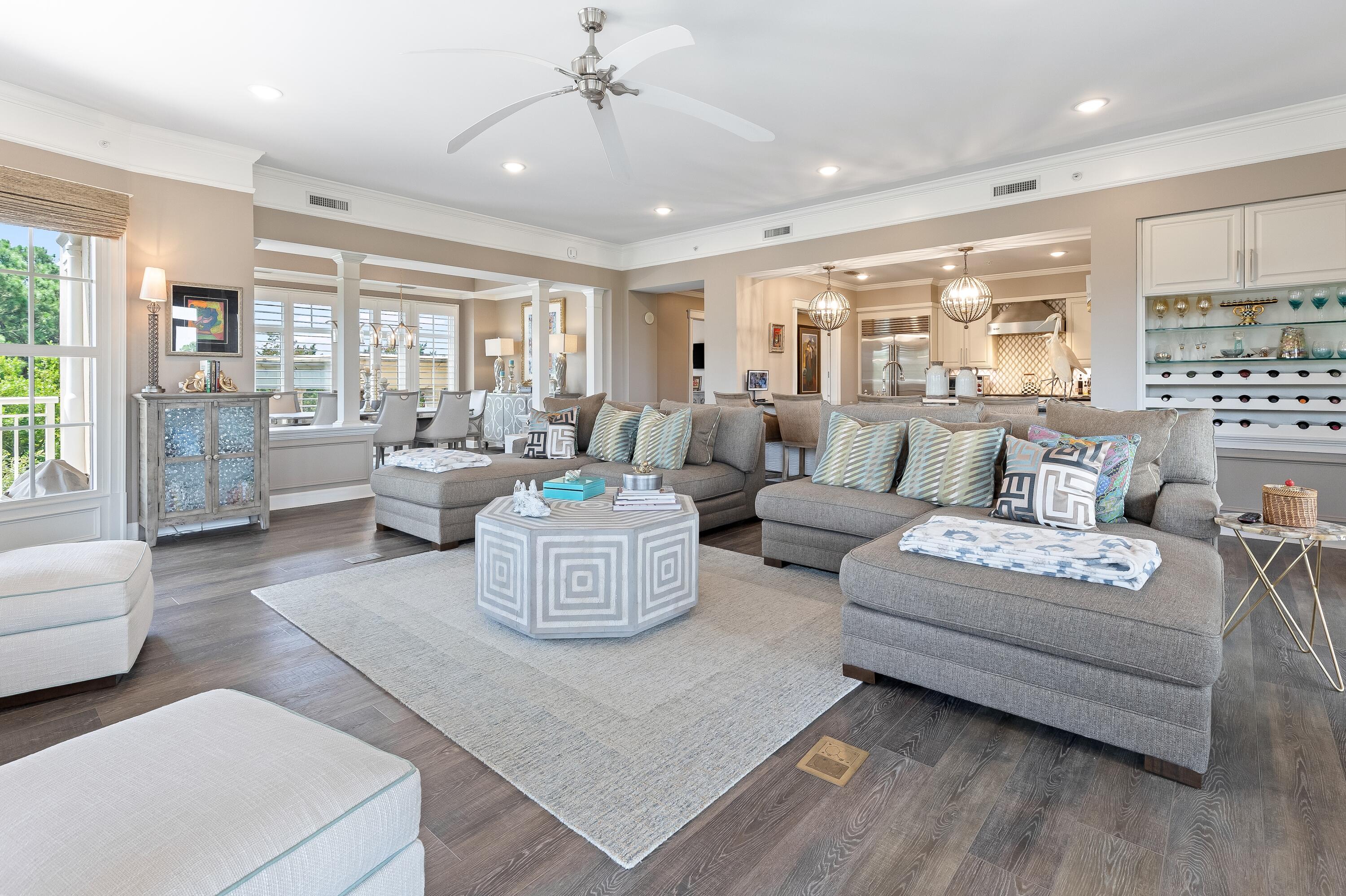 ONE WATER PLACE AT KELLY PLANTATION - Residential