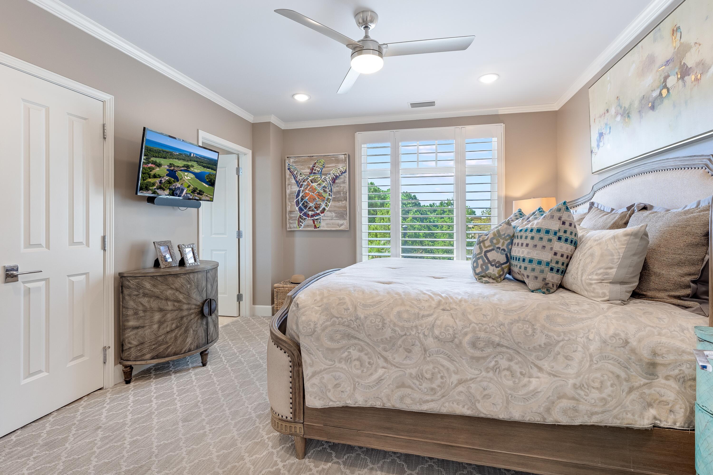 ONE WATER PLACE AT KELLY PLANTATION - Residential