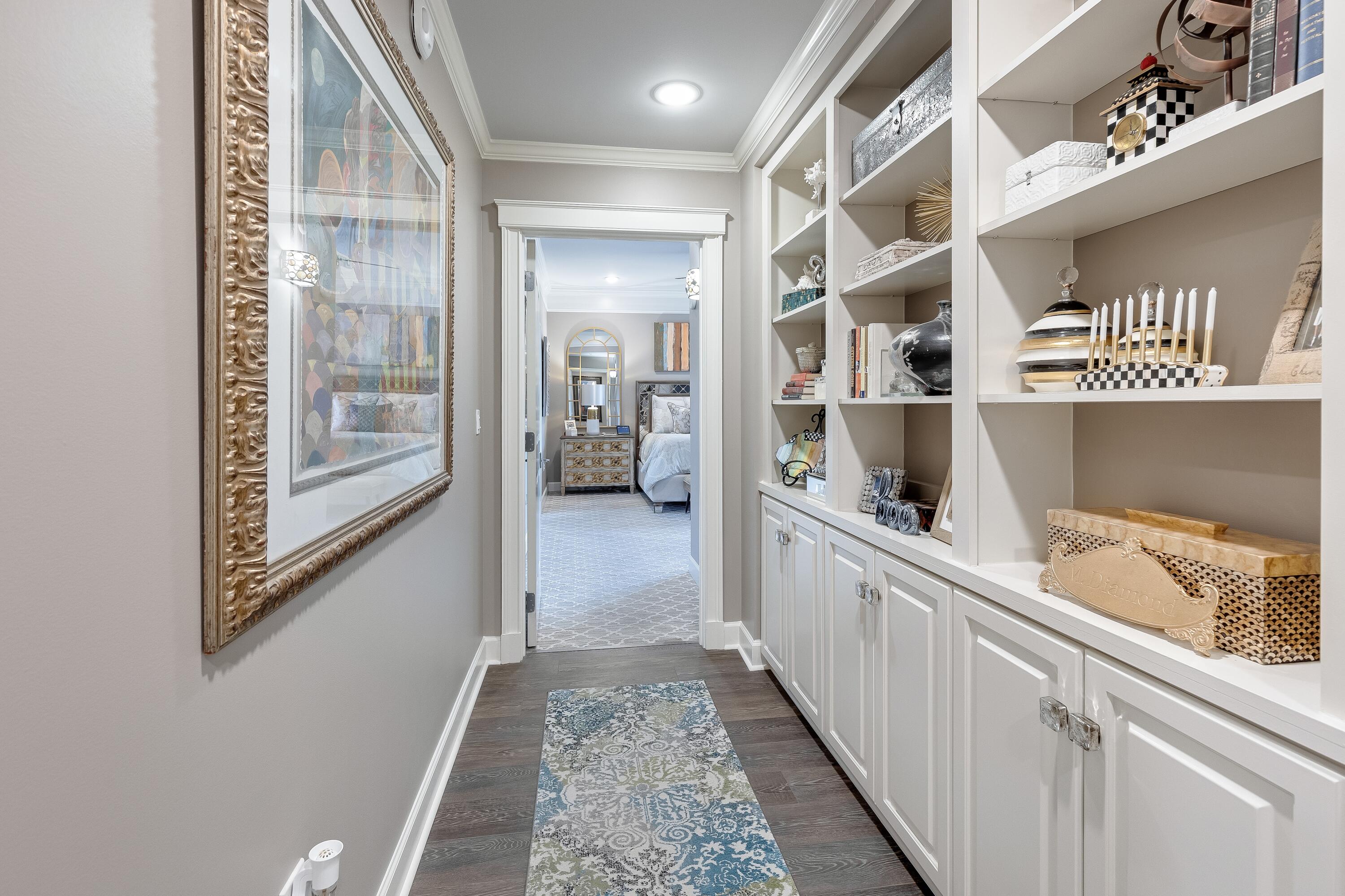 ONE WATER PLACE AT KELLY PLANTATION - Residential