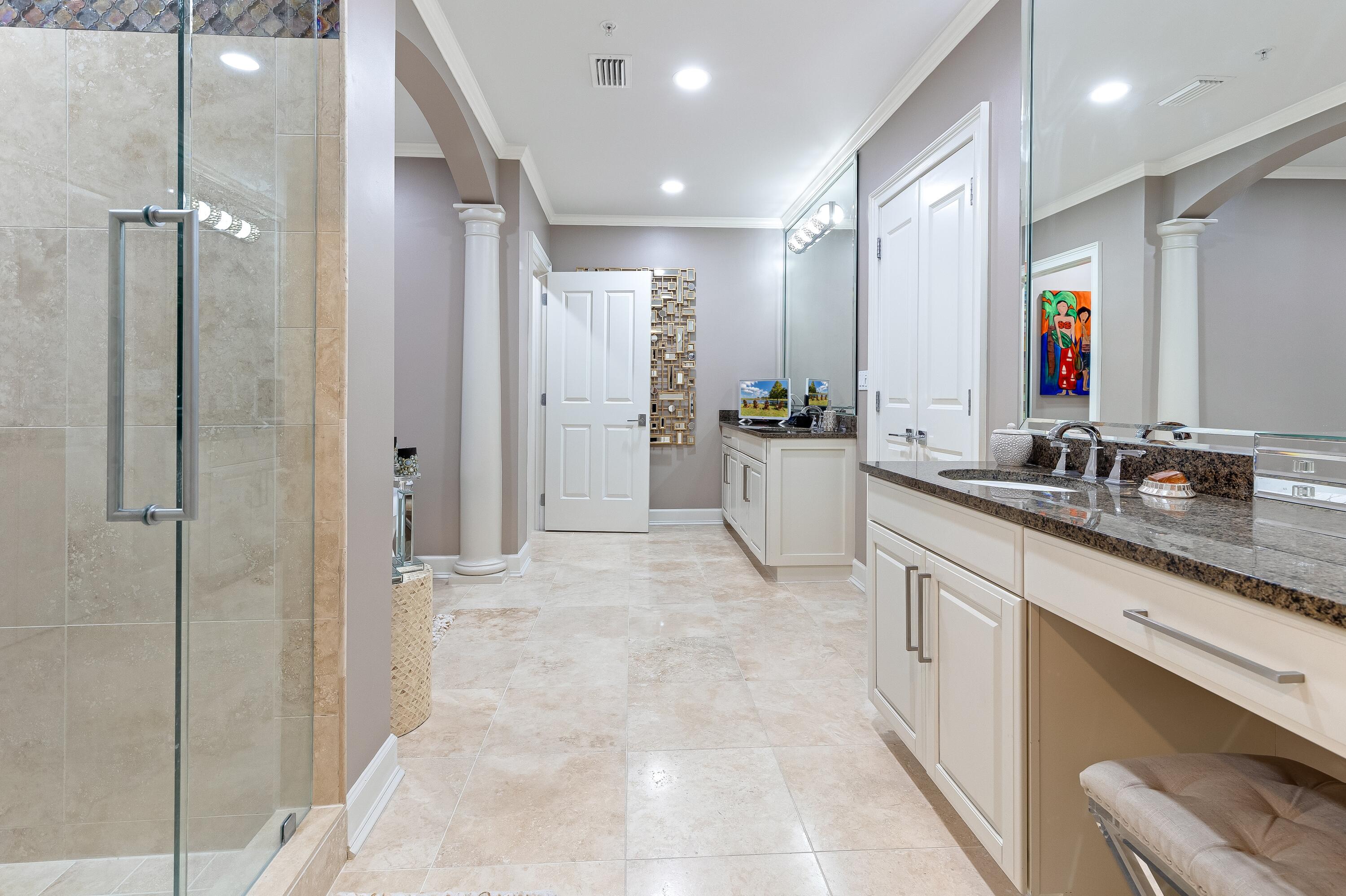 ONE WATER PLACE AT KELLY PLANTATION - Residential