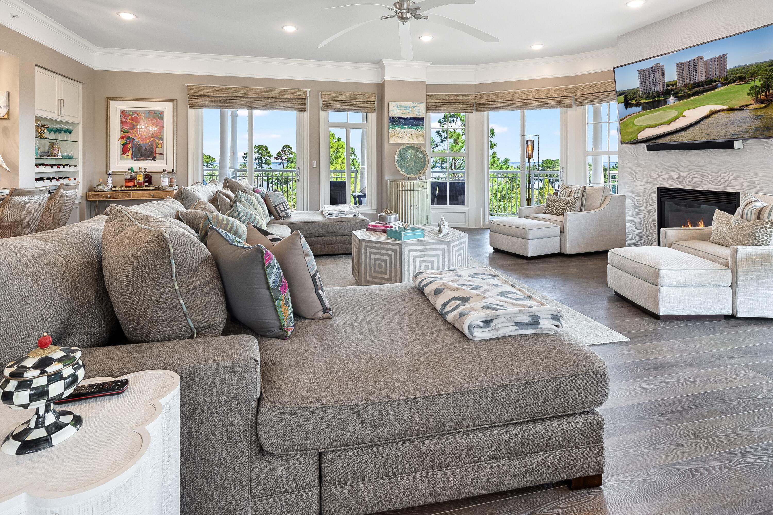 ONE WATER PLACE AT KELLY PLANTATION - Residential