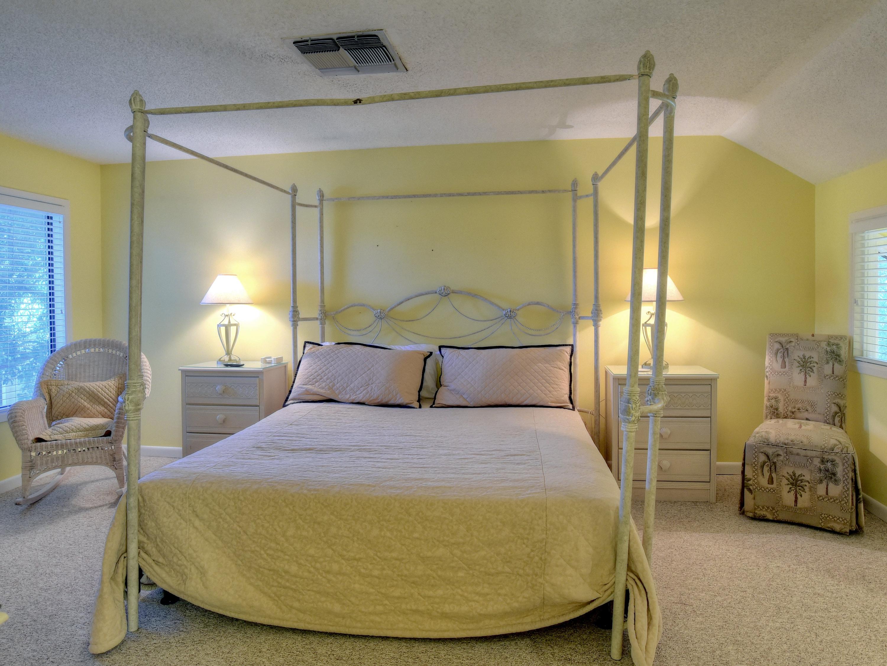 BEACHWALK VILLAS PH 05 - Residential Lease