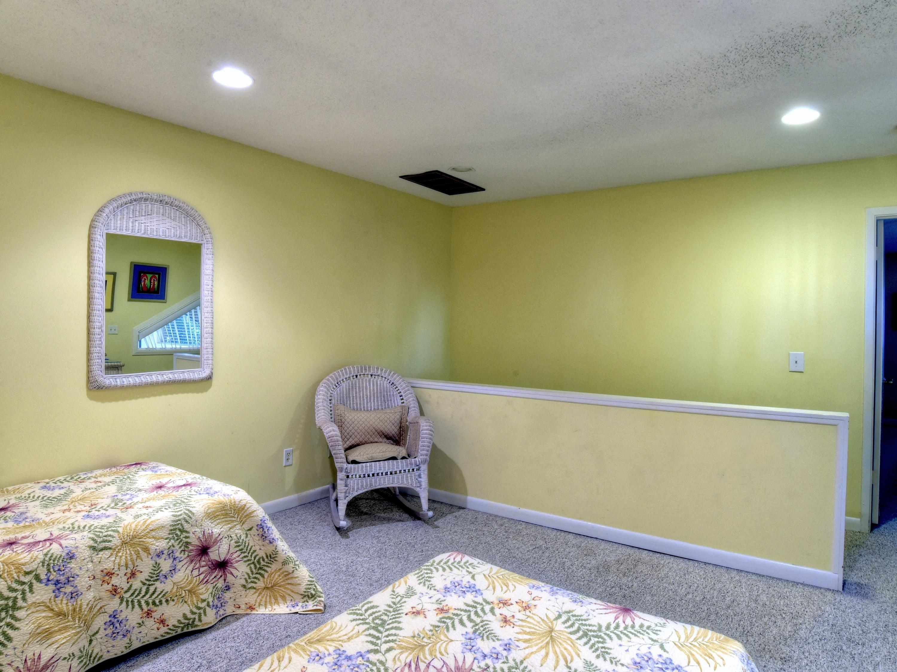 BEACHWALK VILLAS PH 05 - Residential Lease