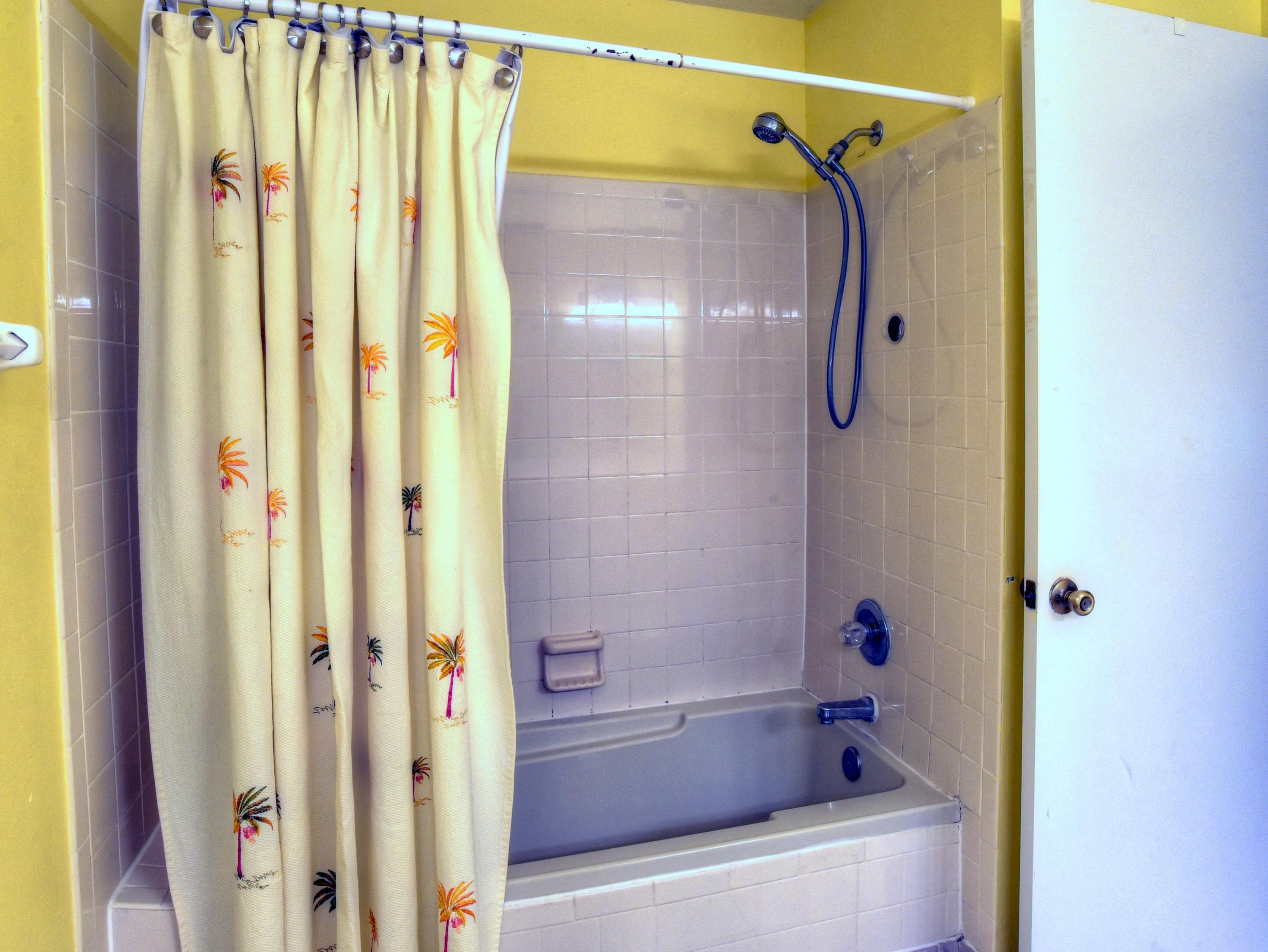 BEACHWALK VILLAS PH 05 - Residential Lease