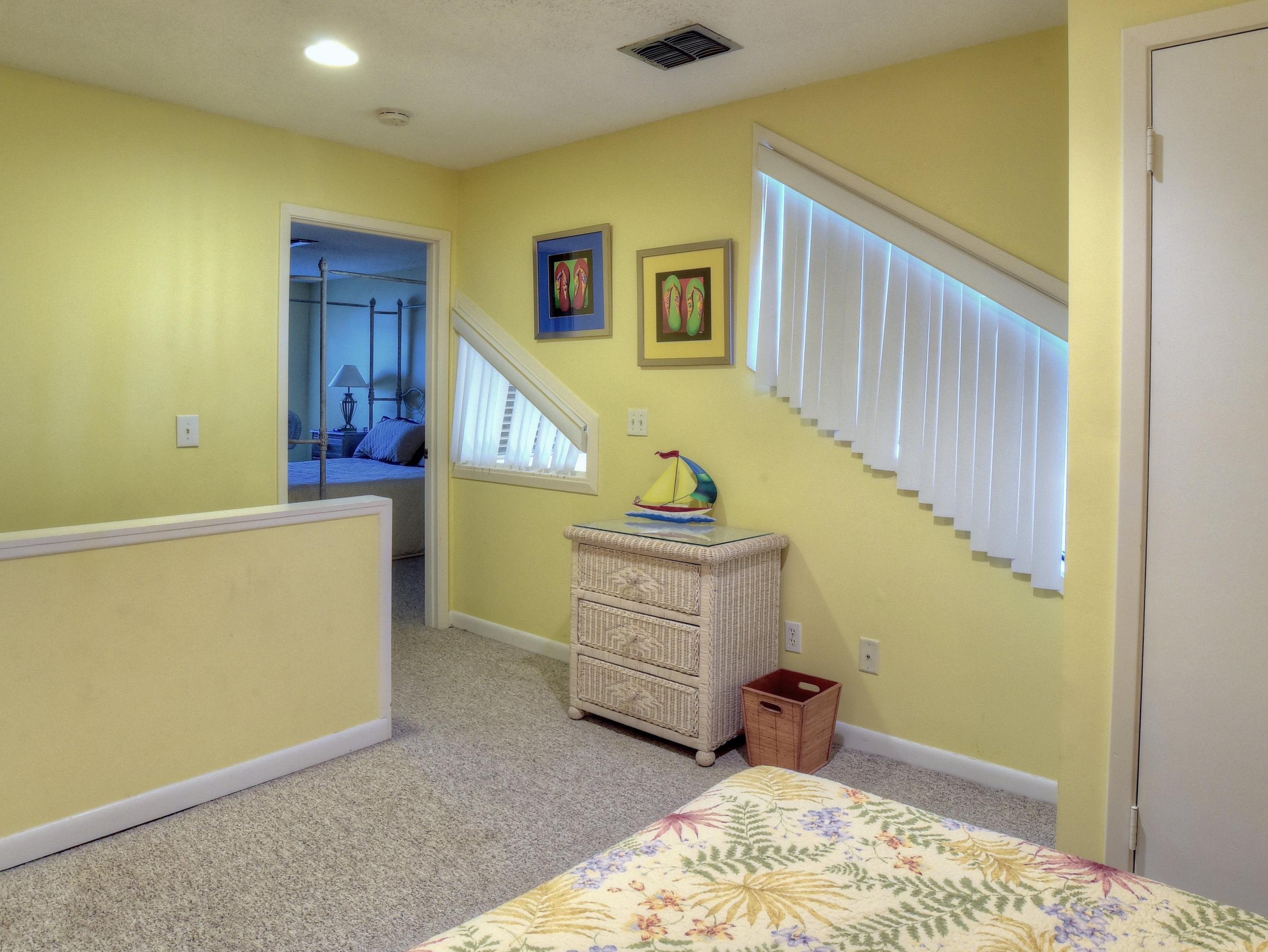 BEACHWALK VILLAS PH 05 - Residential Lease