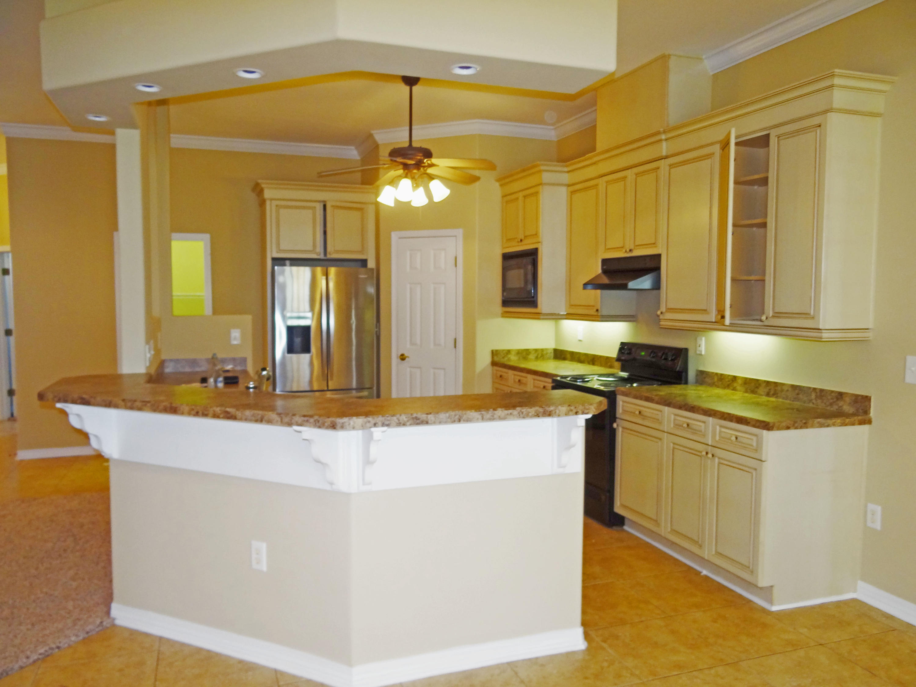 AVALON BEACH ESTATES - Residential