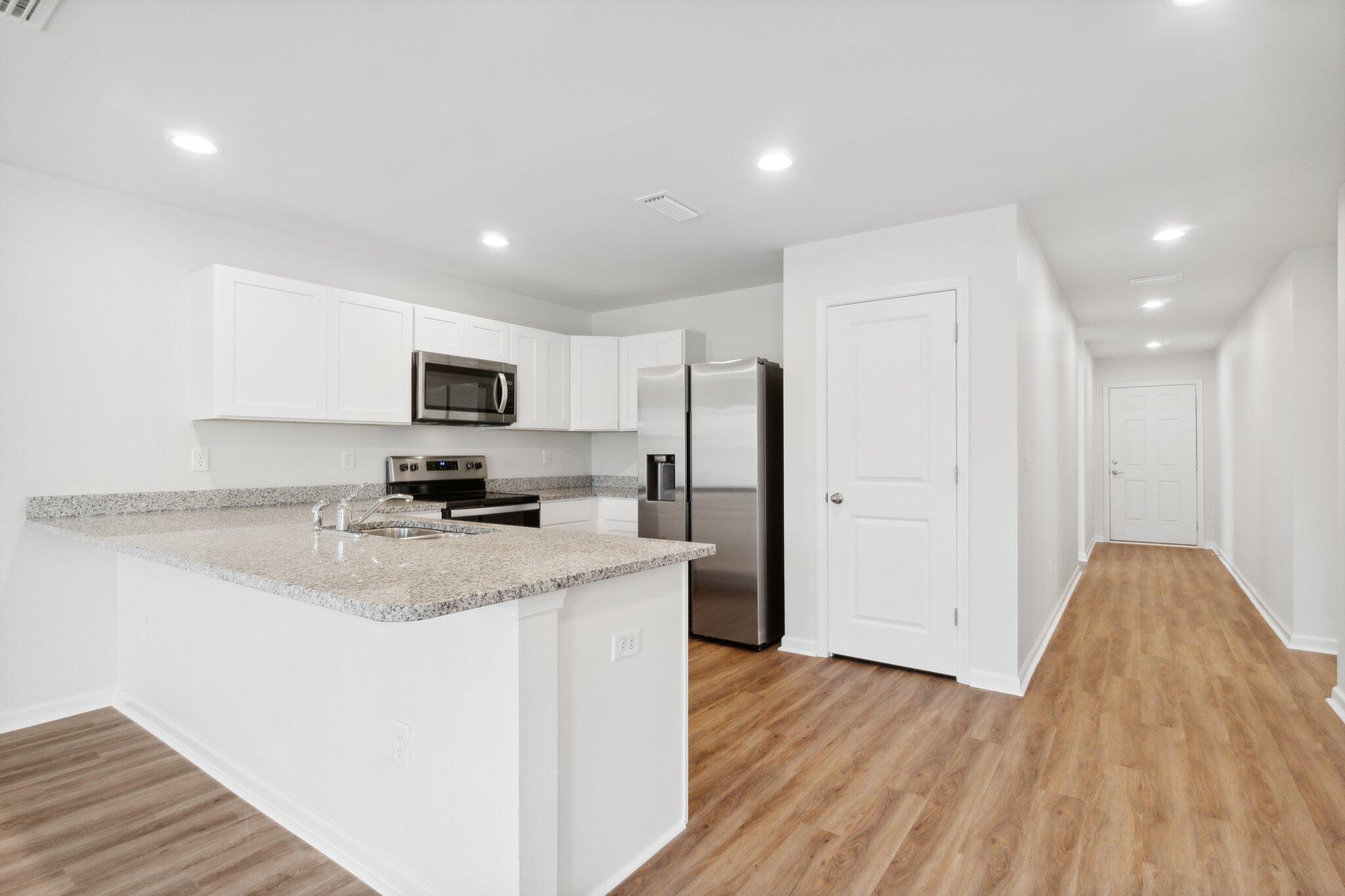 CROSS CREEK - Residential Lease