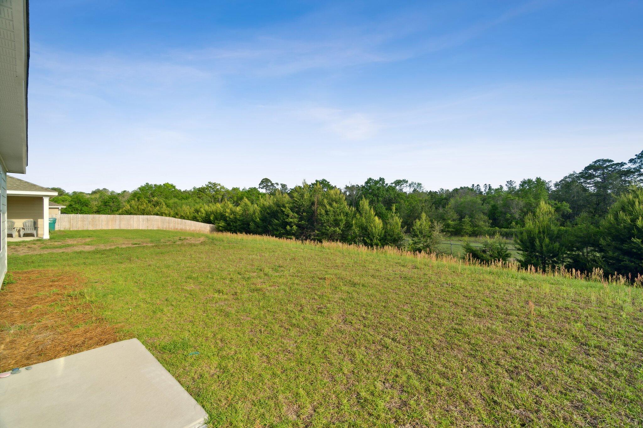 CROSS CREEK - Residential Lease
