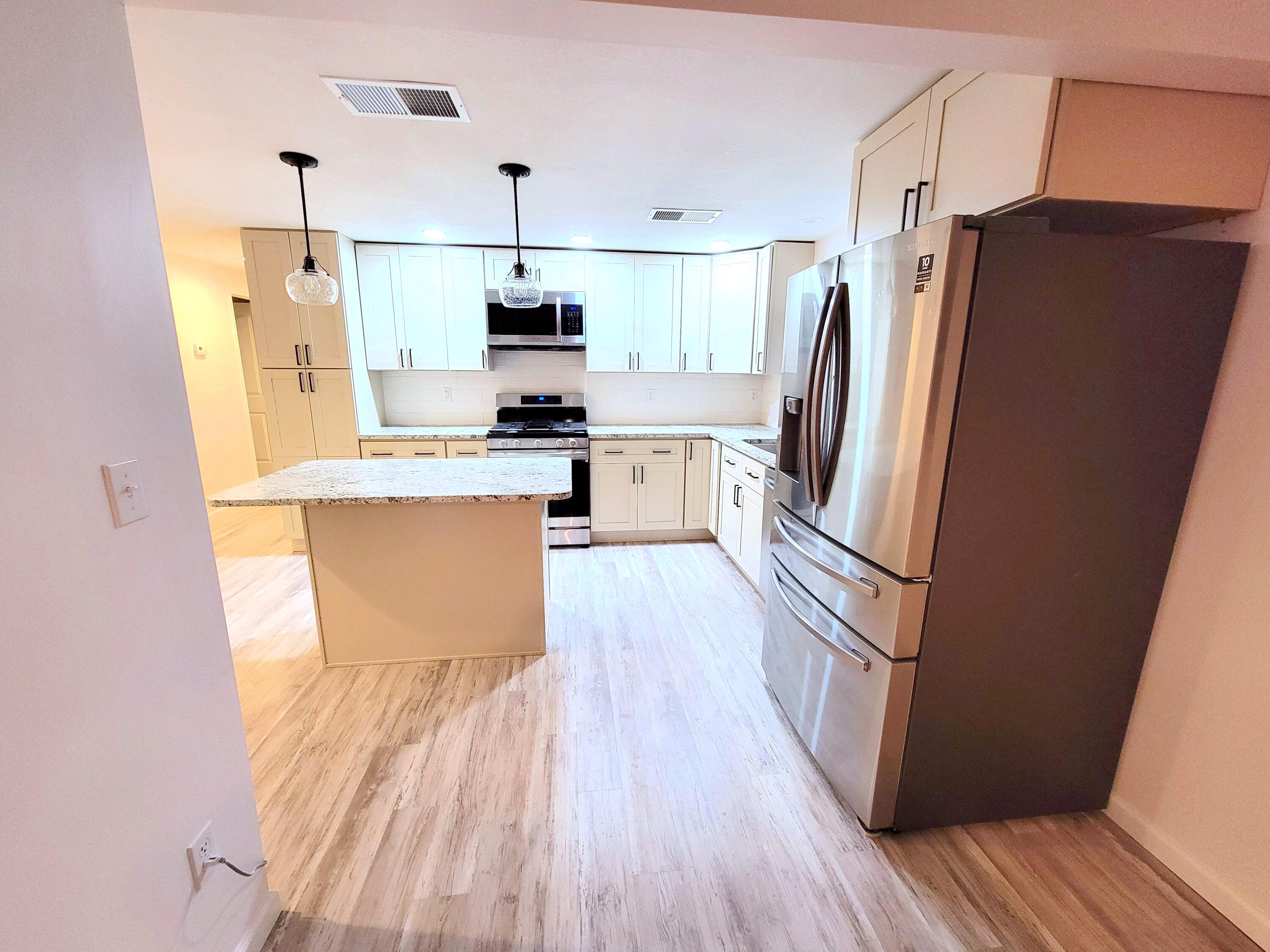 Morris Addn To Crestview - Residential