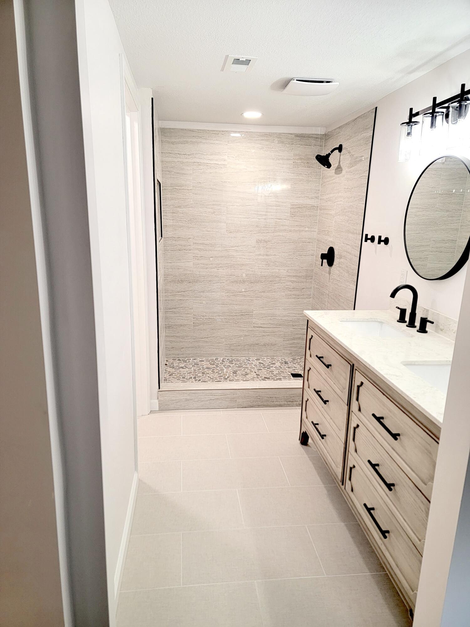 Morris Addn To Crestview - Residential