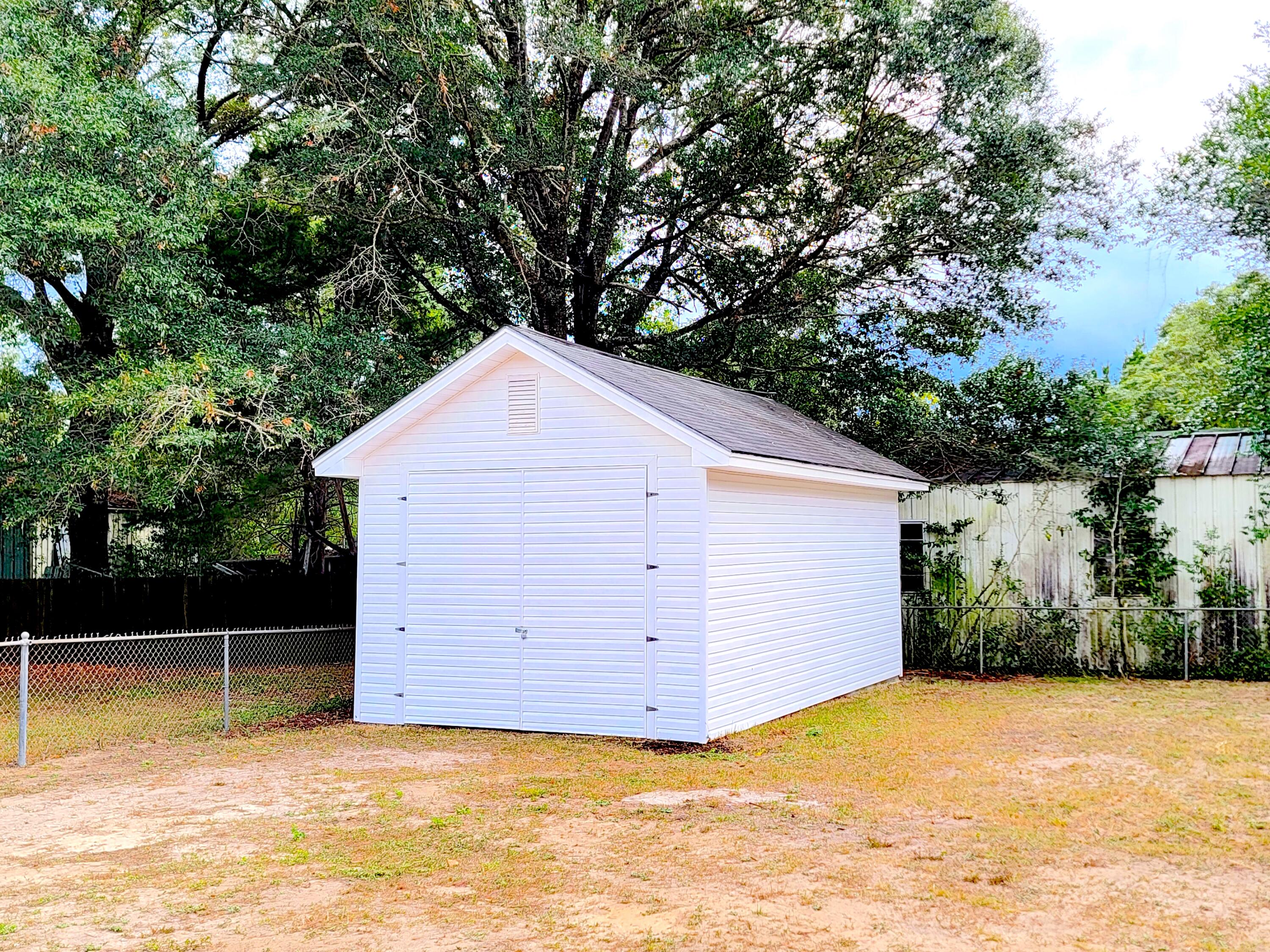 Morris Addn To Crestview - Residential