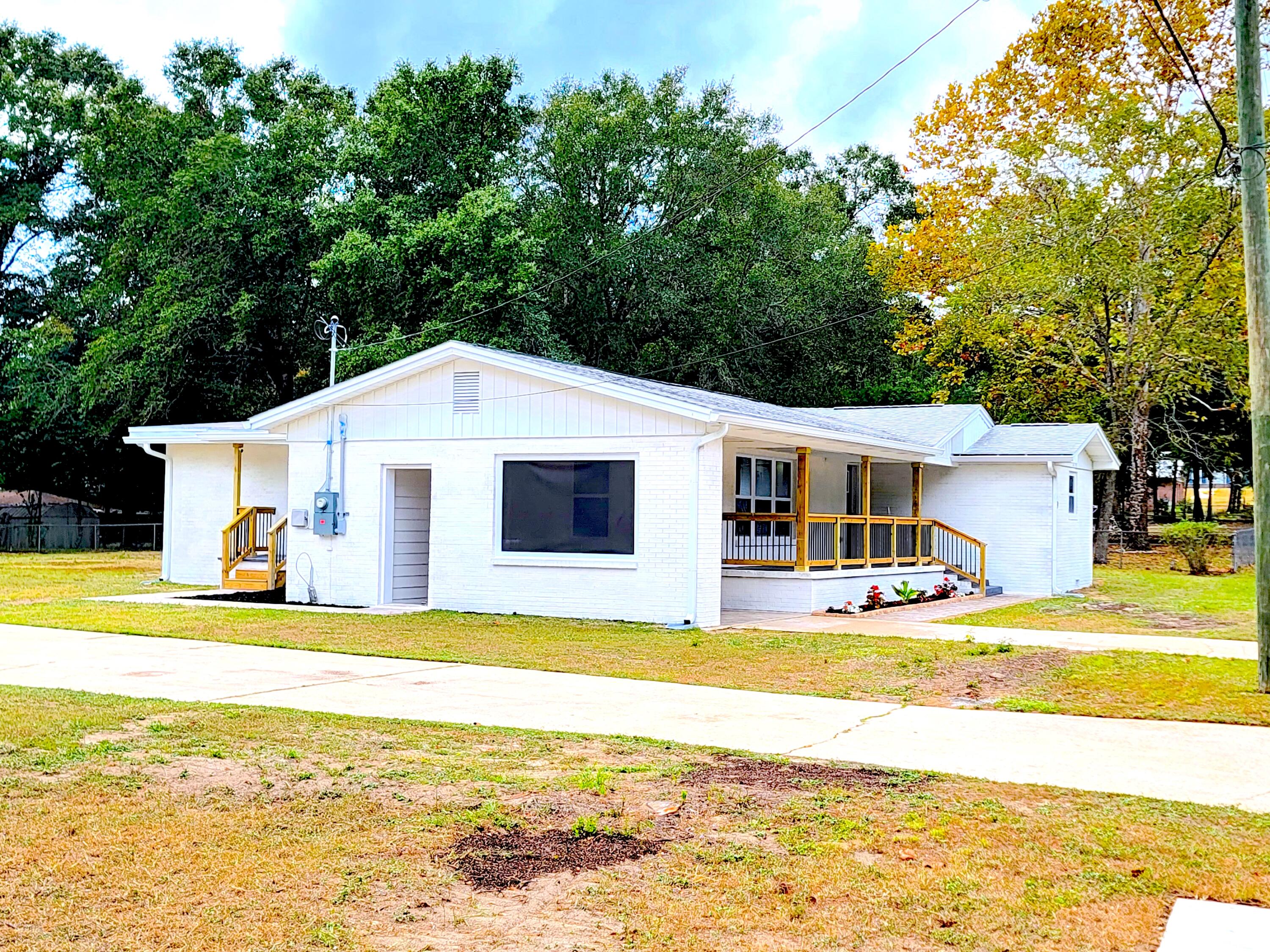 Morris Addn To Crestview - Residential