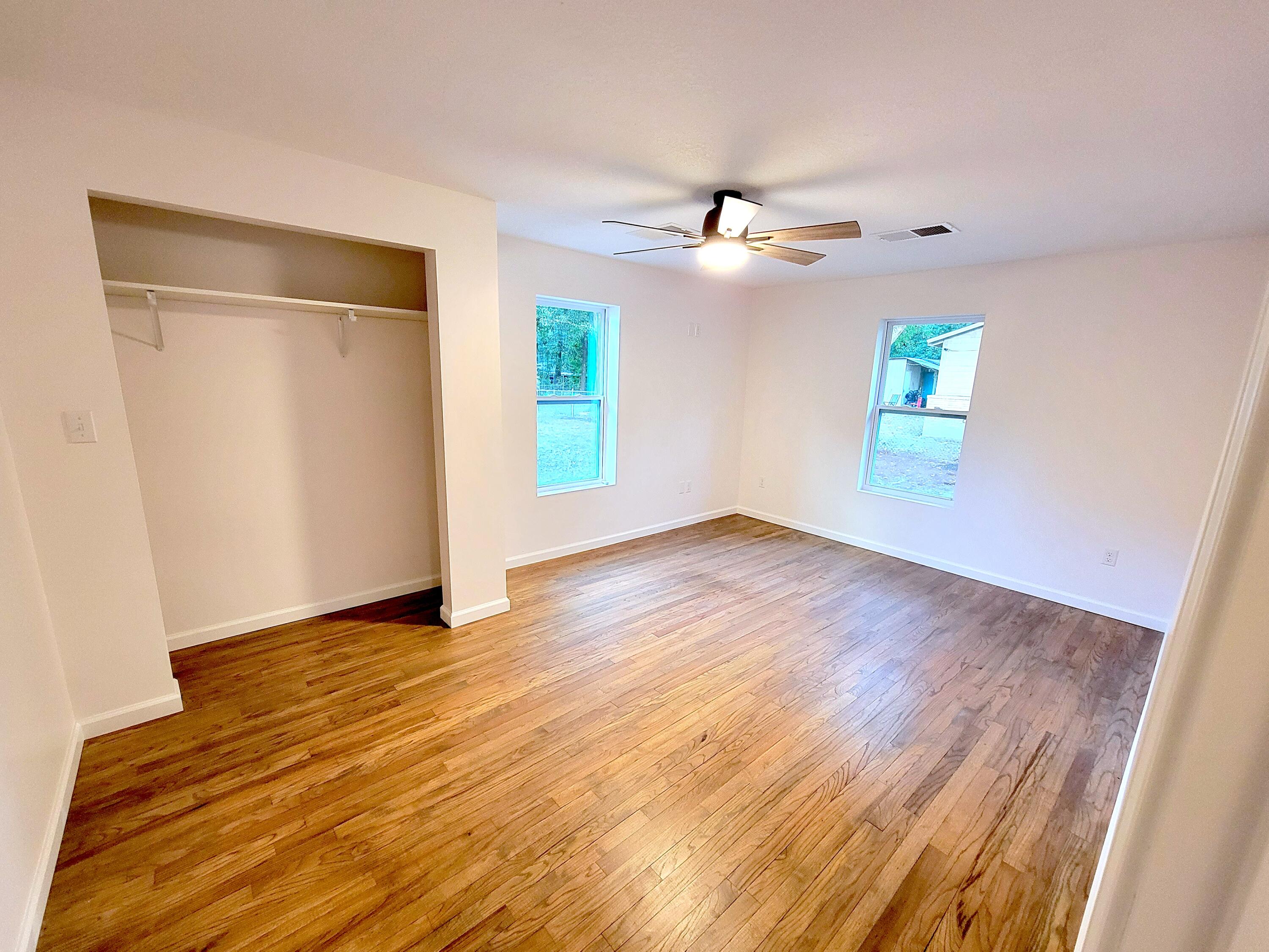 Morris Addn To Crestview - Residential