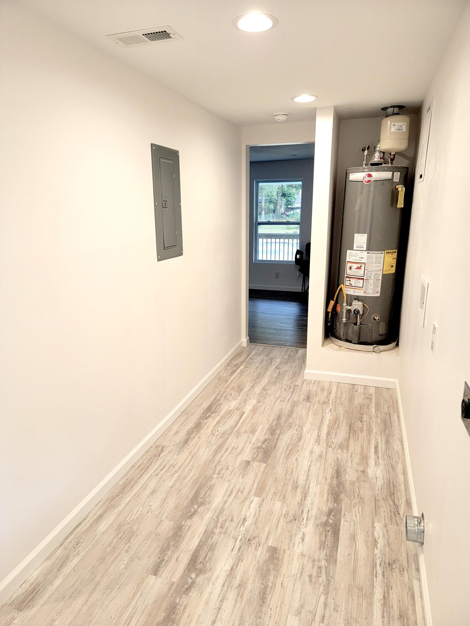 Morris Addn To Crestview - Residential