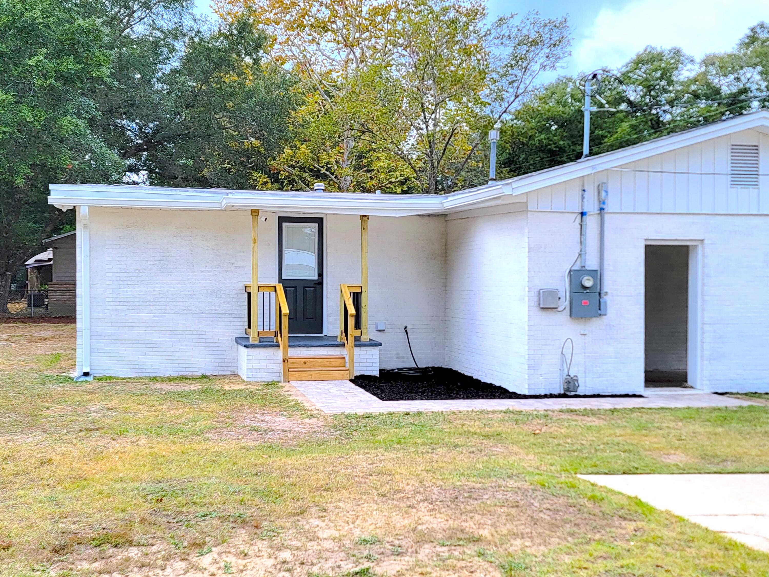 Morris Addn To Crestview - Residential