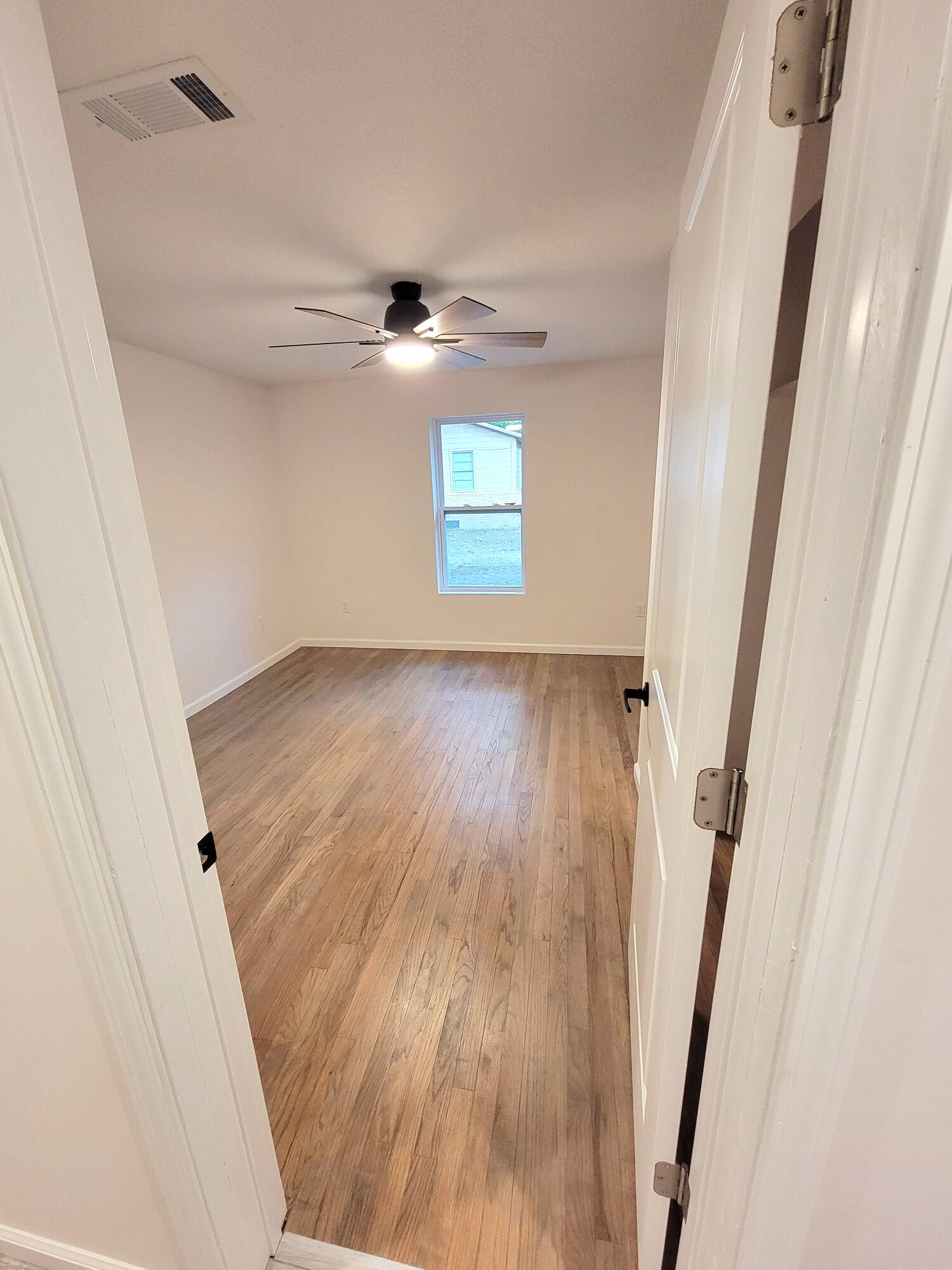 Morris Addn To Crestview - Residential