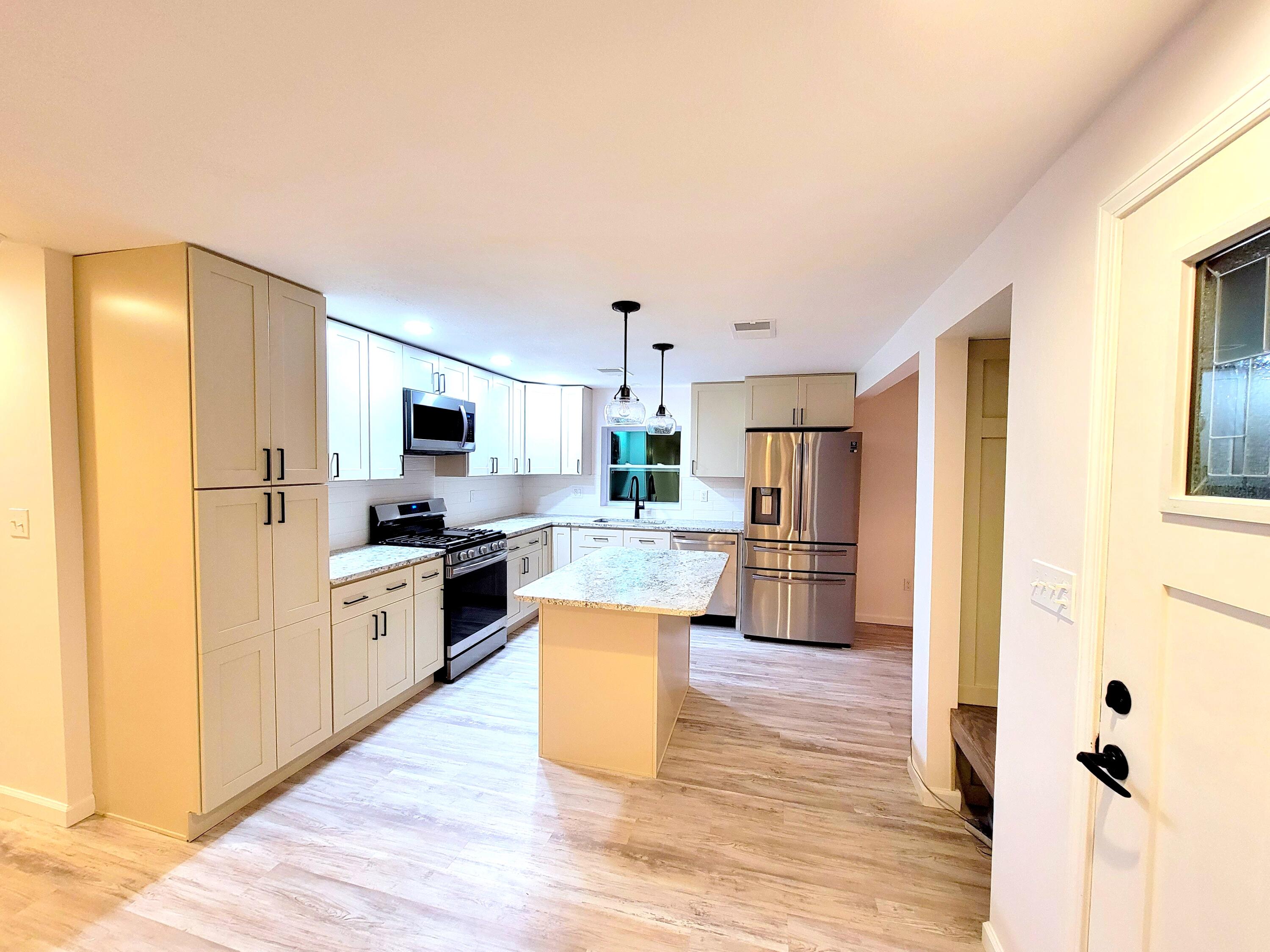 Morris Addn To Crestview - Residential