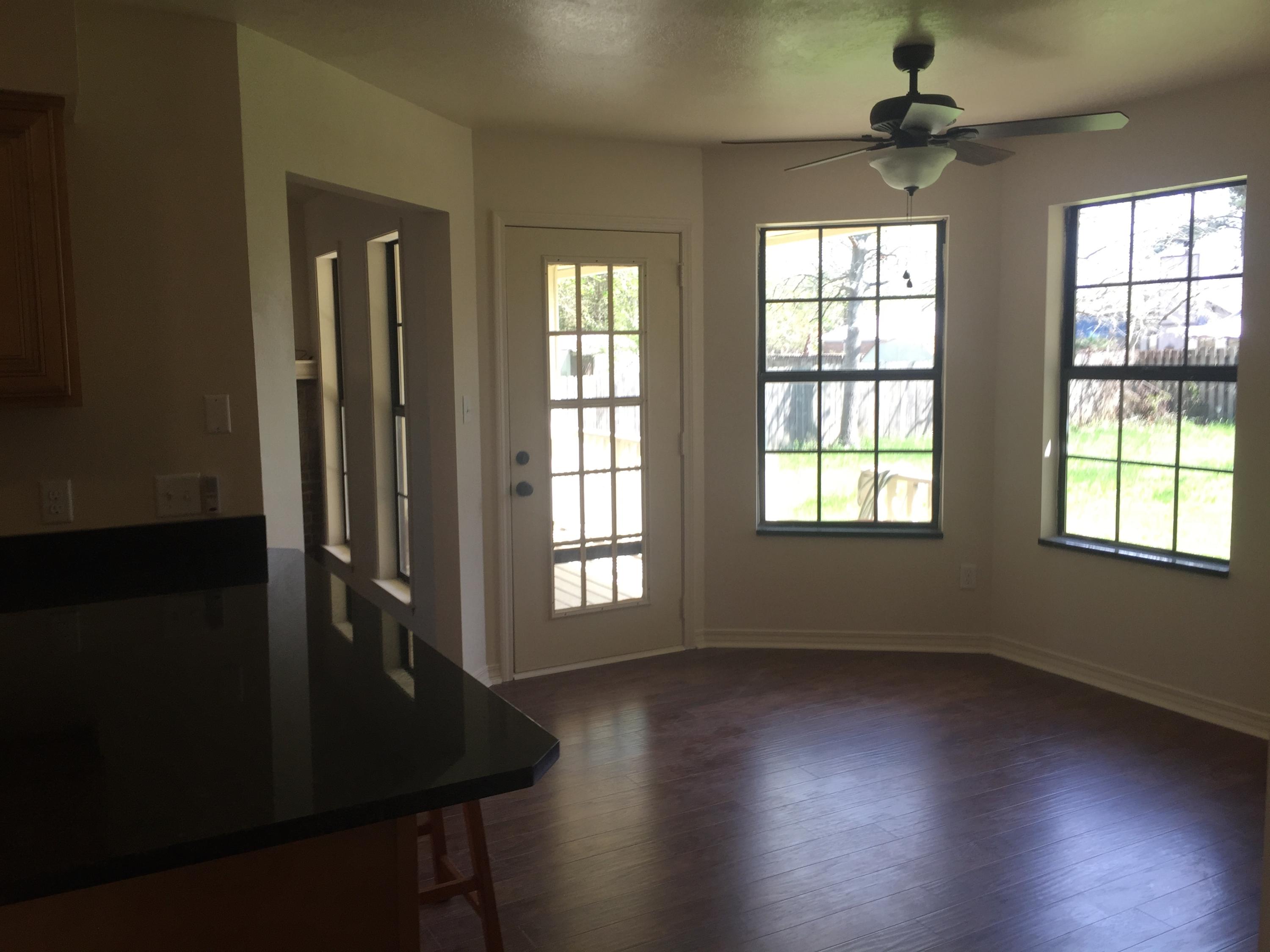 COUNTRYVIEW ESTATES 1ST ADDN - Residential