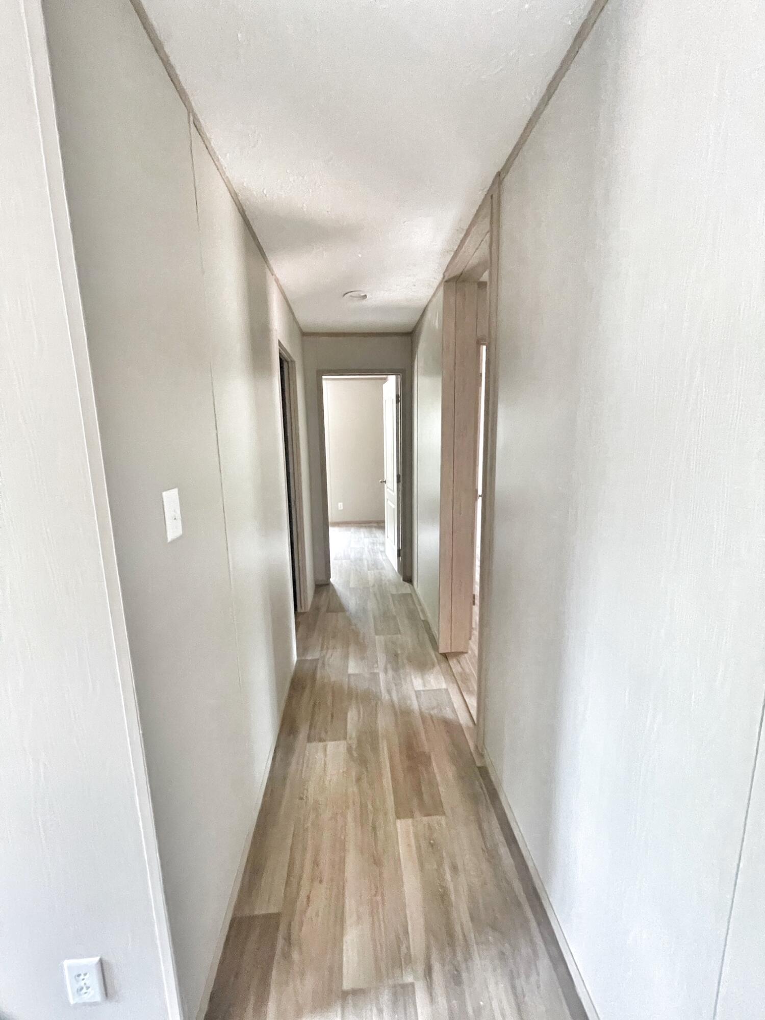 OAKWOOD LAKES ESTATES - Residential