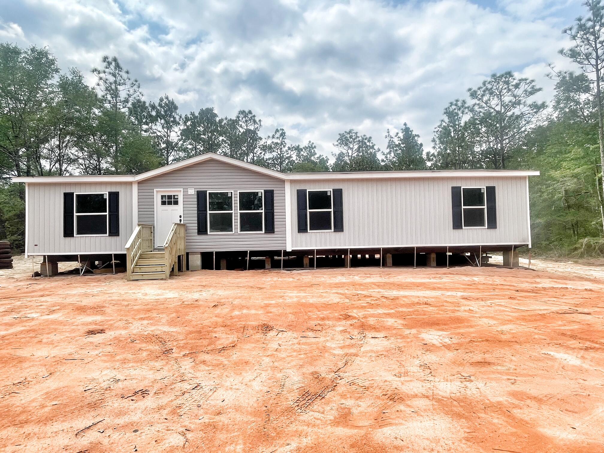 OAKWOOD LAKES ESTATES - Residential