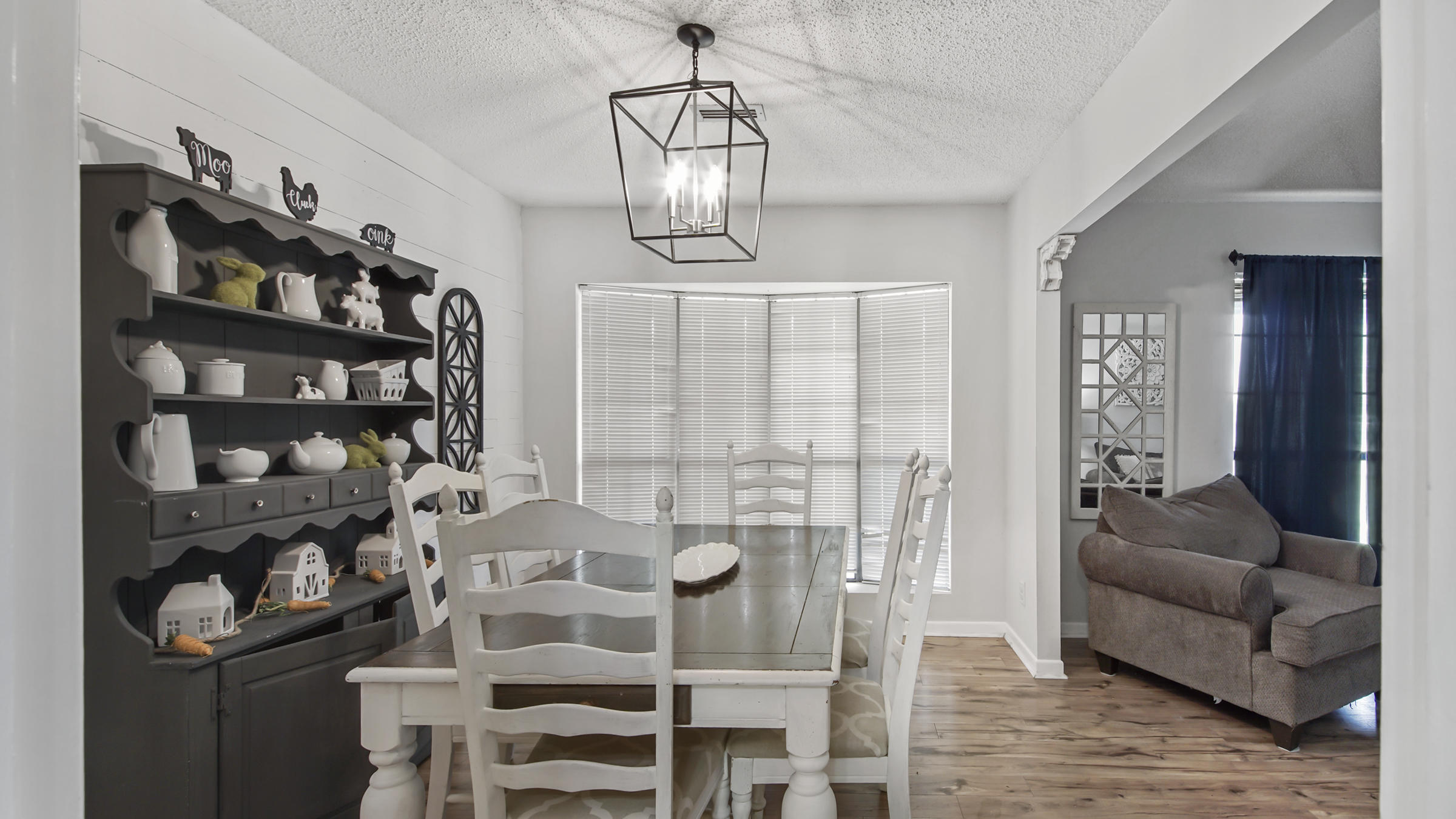 MEETS & BOUNDS - Residential