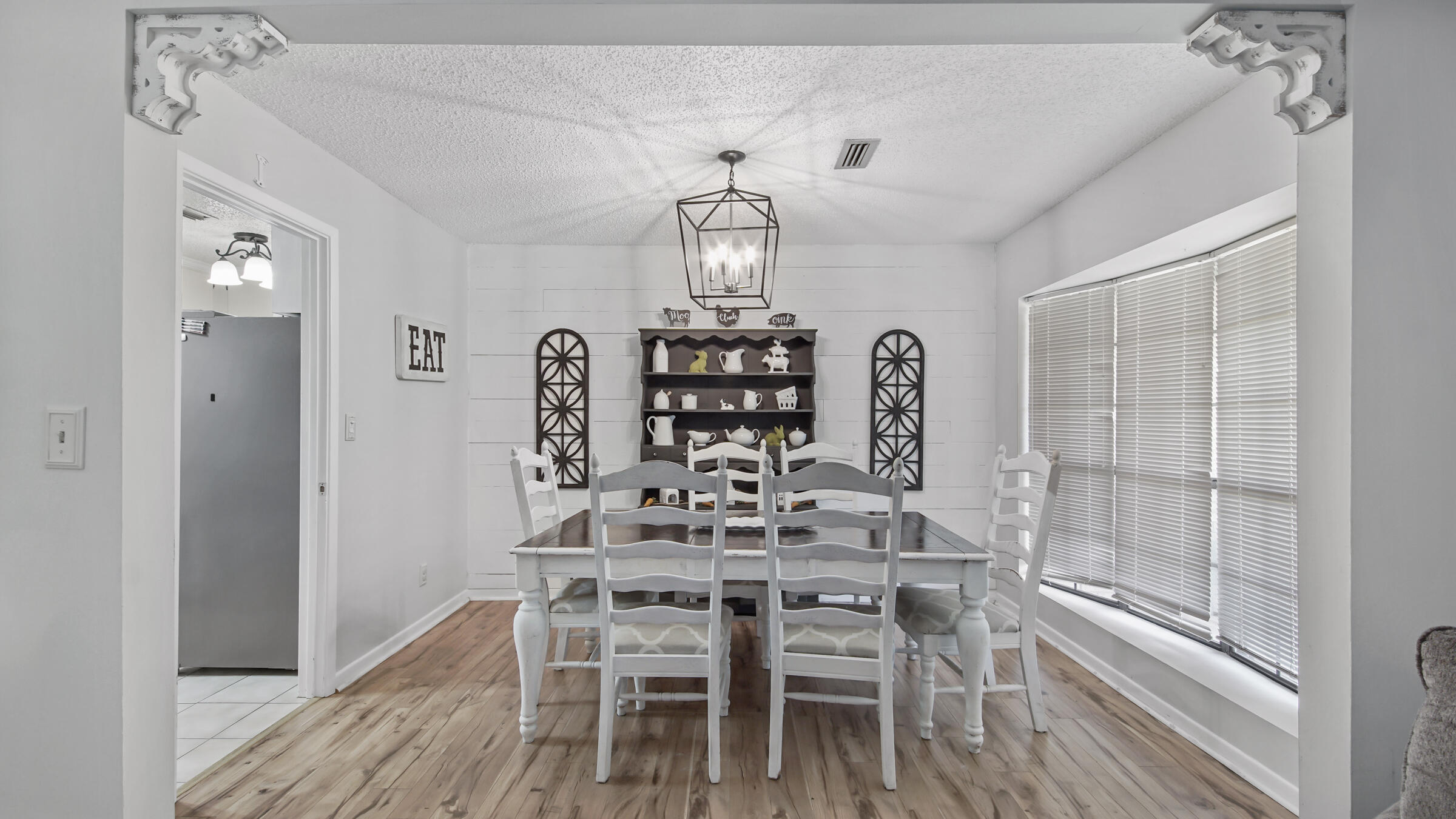 MEETS & BOUNDS - Residential