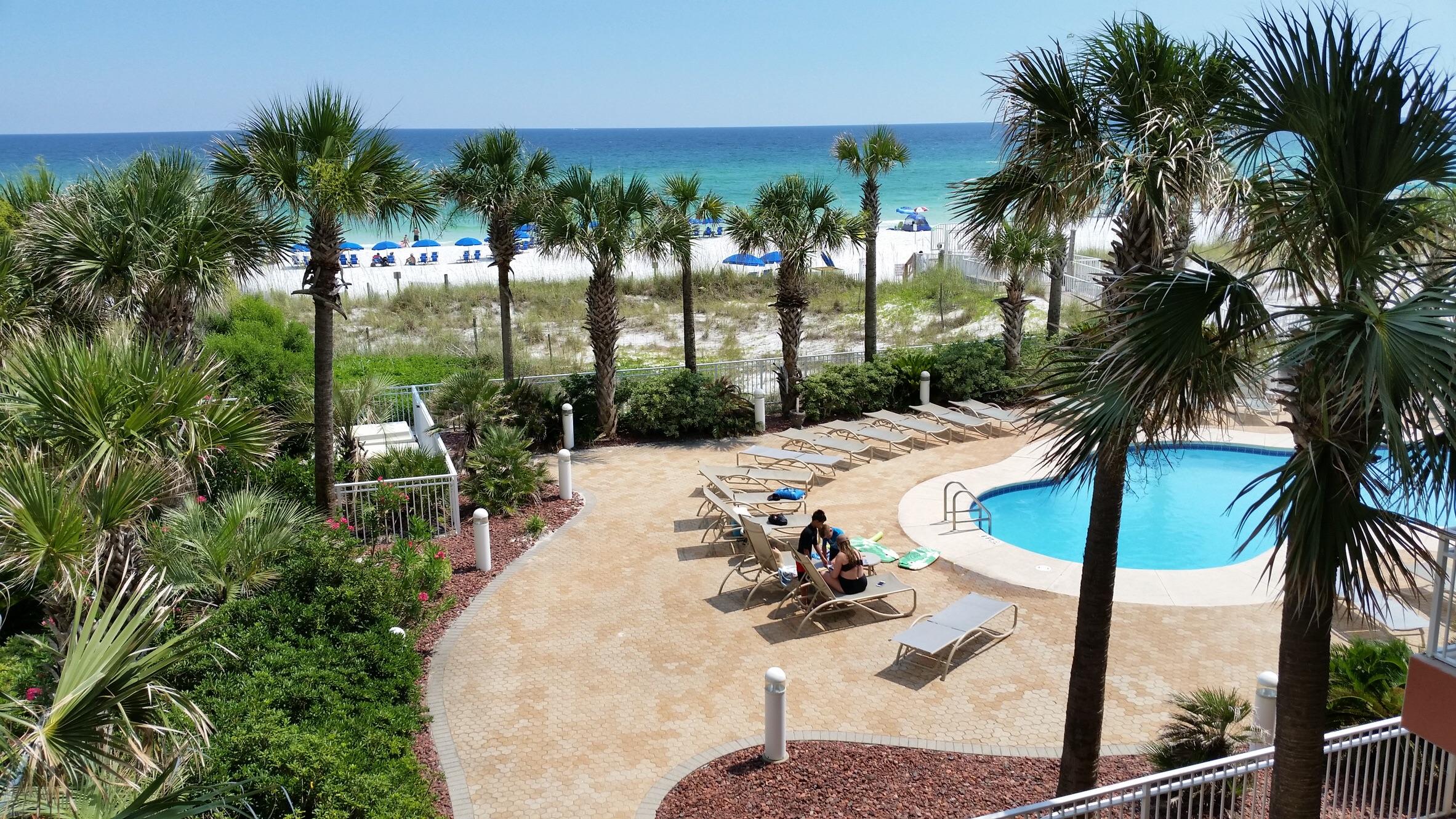 DESTIN TOWERS CONDO - Residential