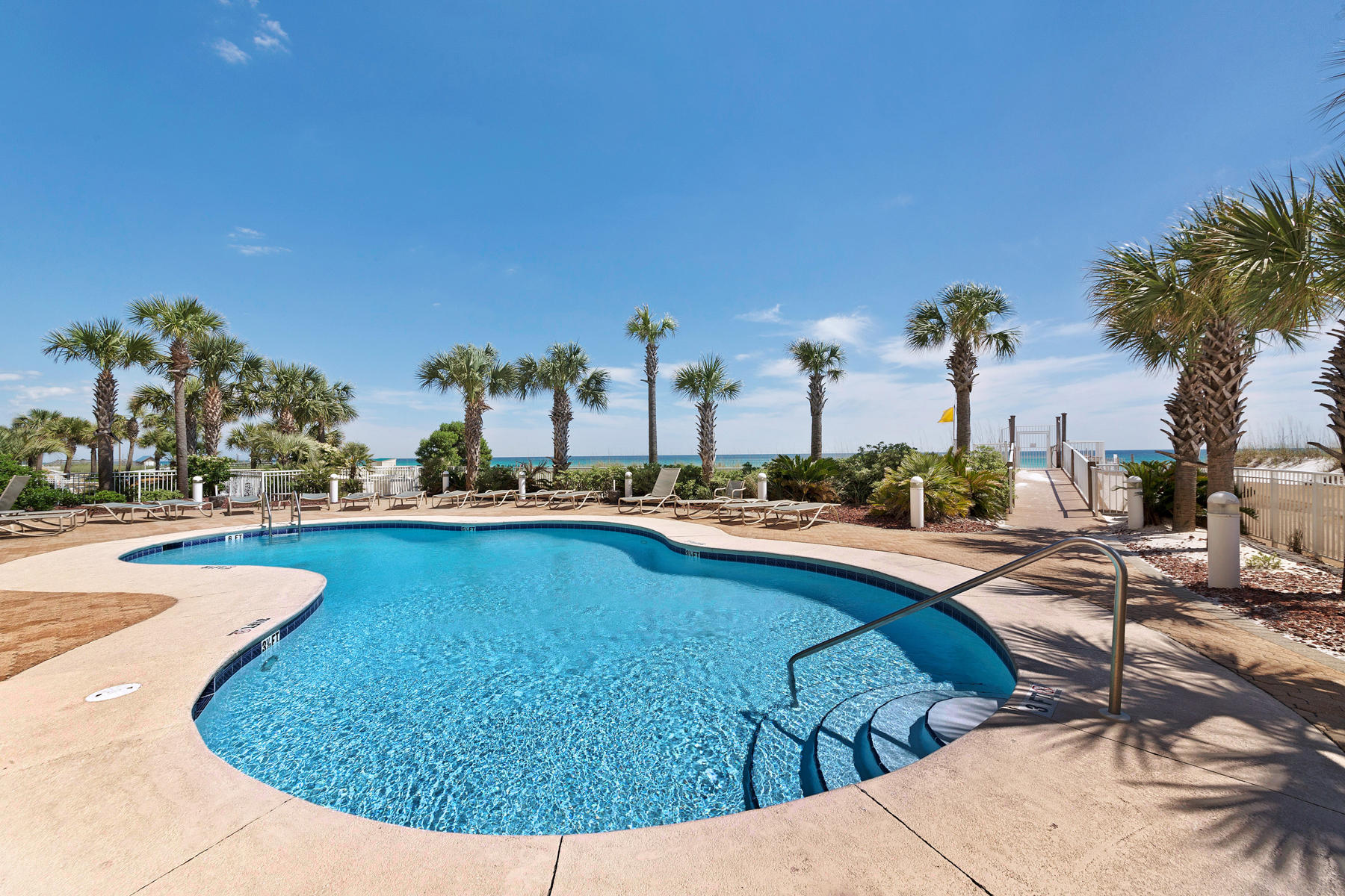 DESTIN TOWERS CONDO - Residential