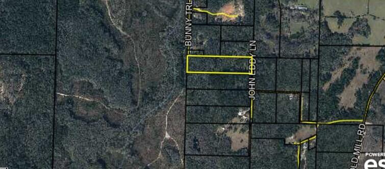 NO RECORDED SUBDIVISION - Land