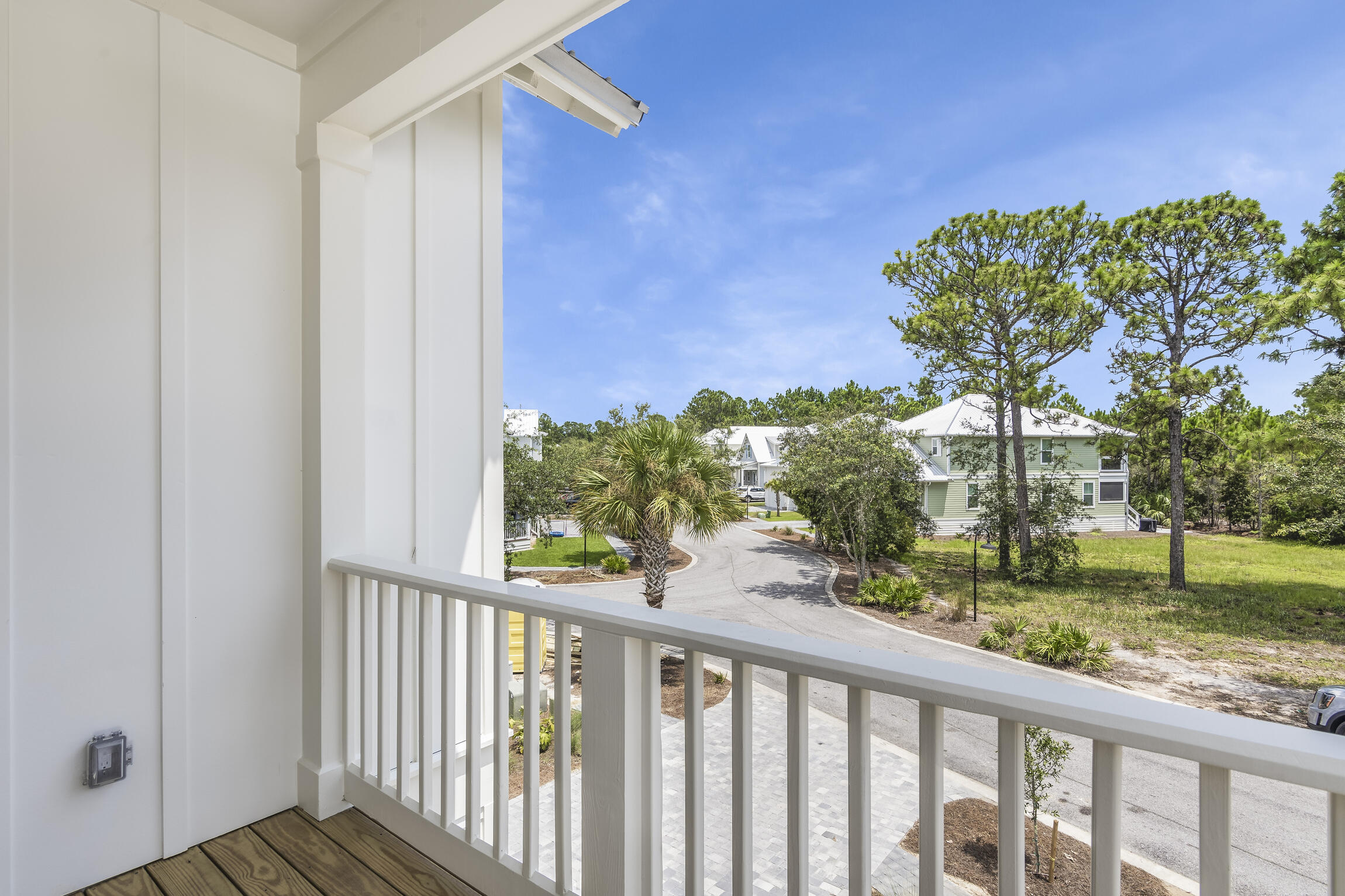 HIDDEN GROVE - Residential