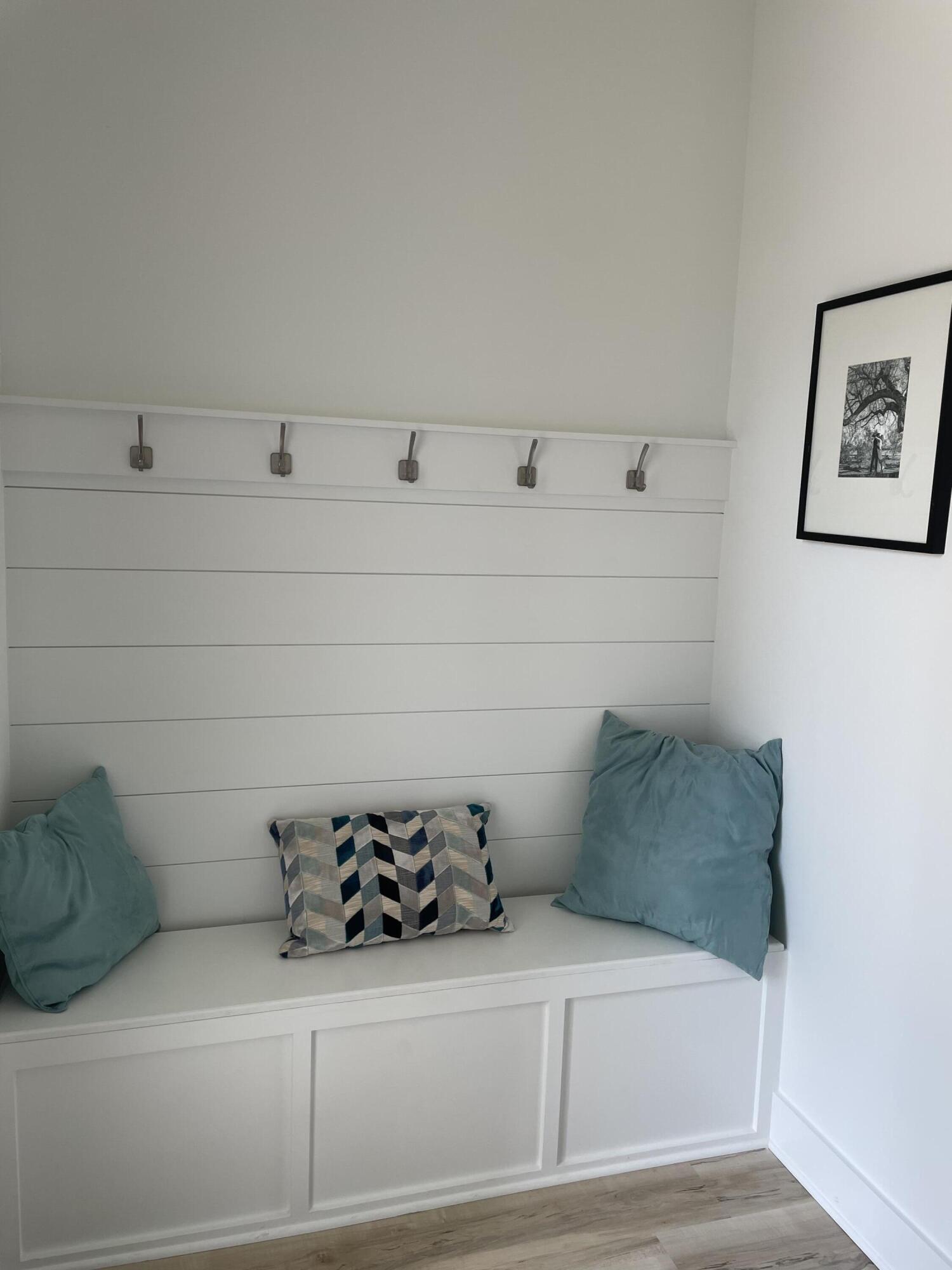 HIDDEN GROVE - Residential