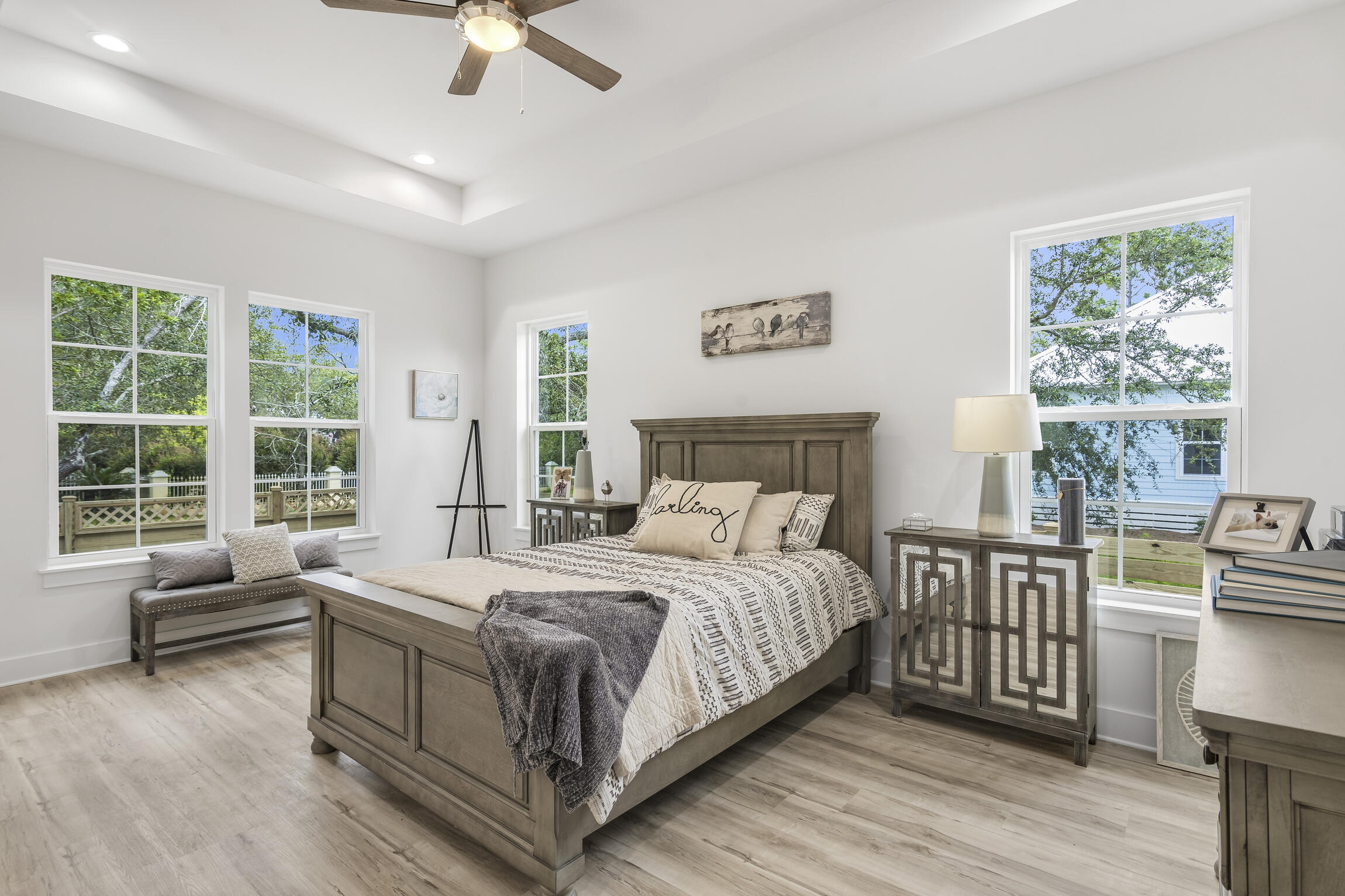 HIDDEN GROVE - Residential