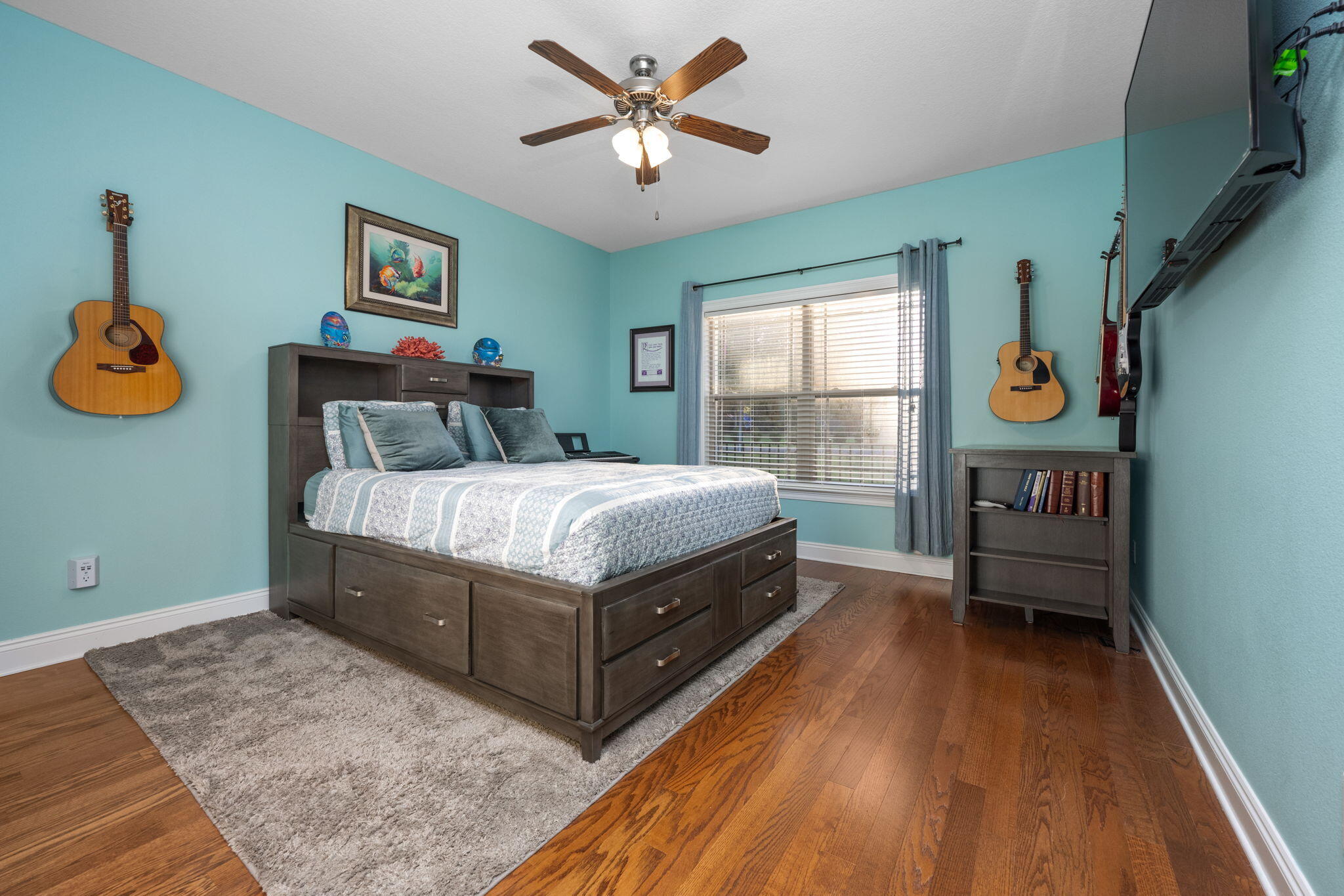 NO RECORDED SUBDIVISION - Residential