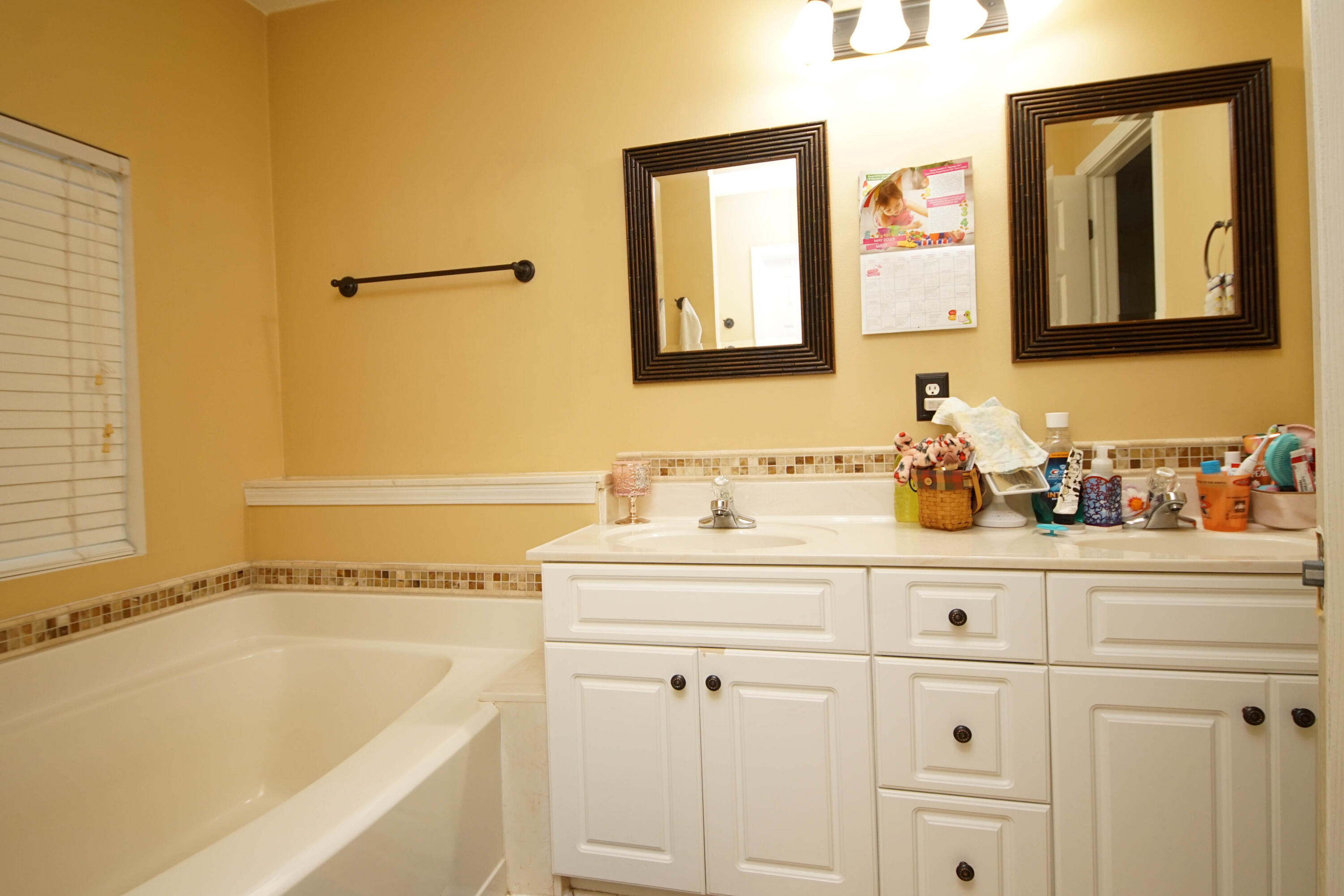 HUNTERS RUN S/D - Residential