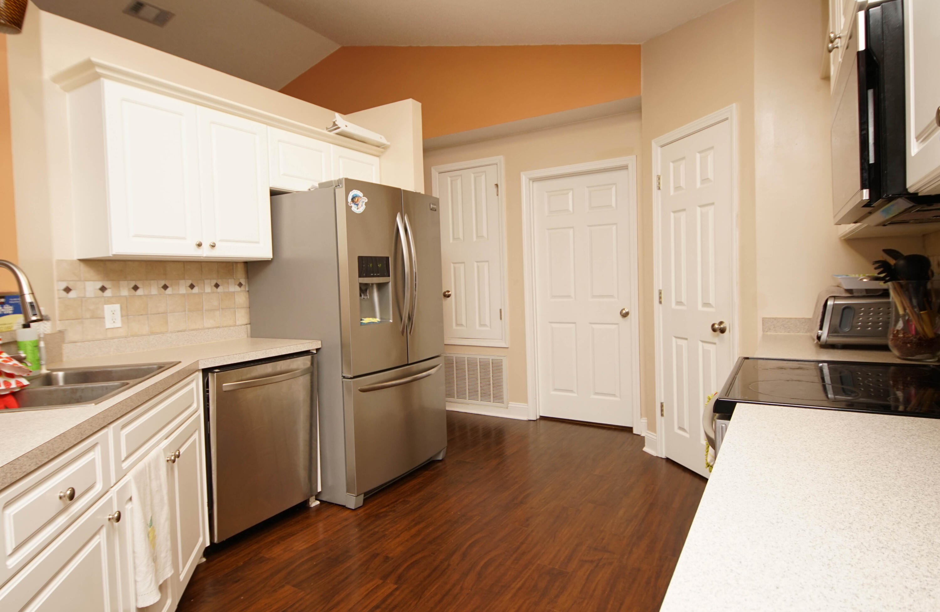 HUNTERS RUN S/D - Residential