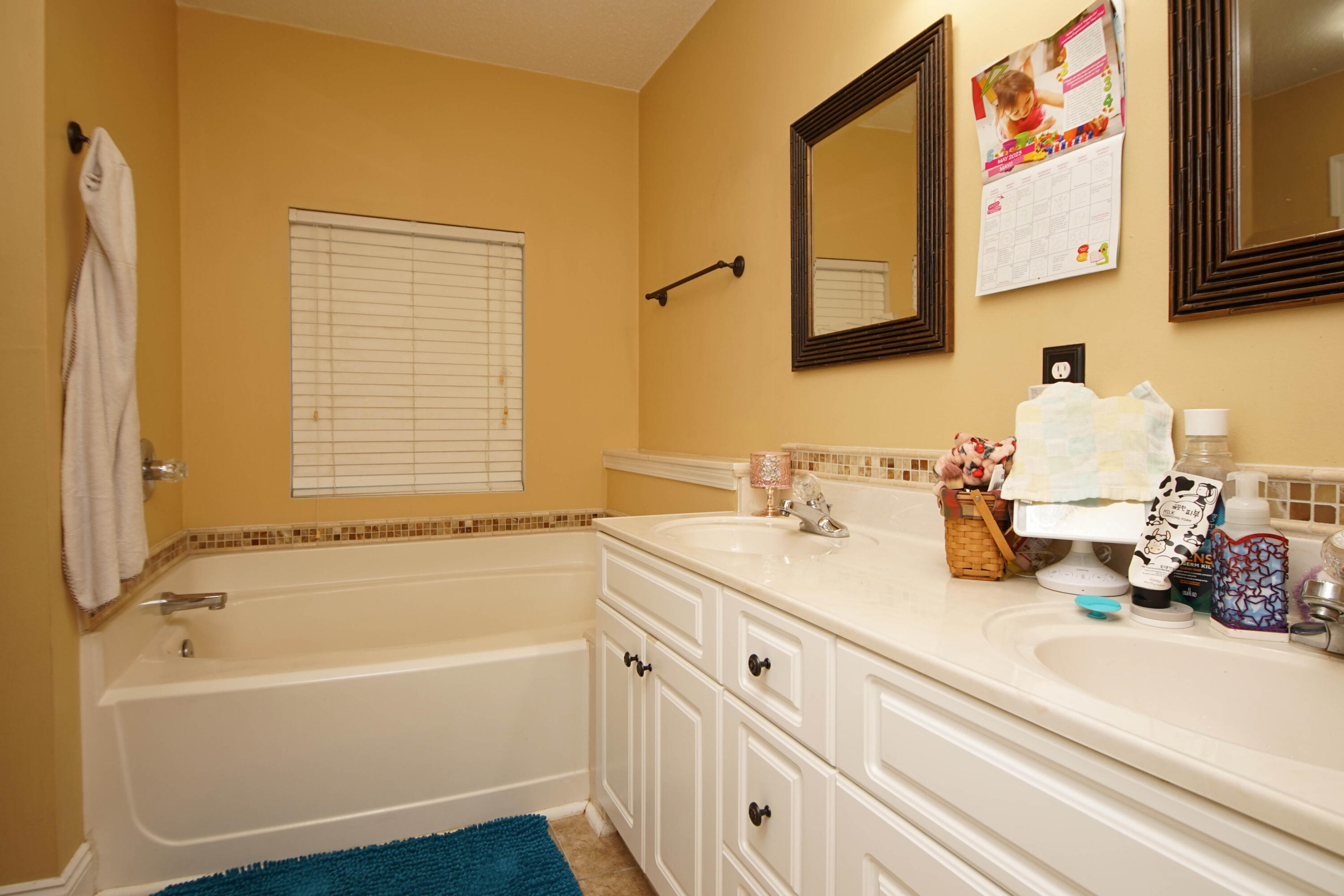 HUNTERS RUN S/D - Residential