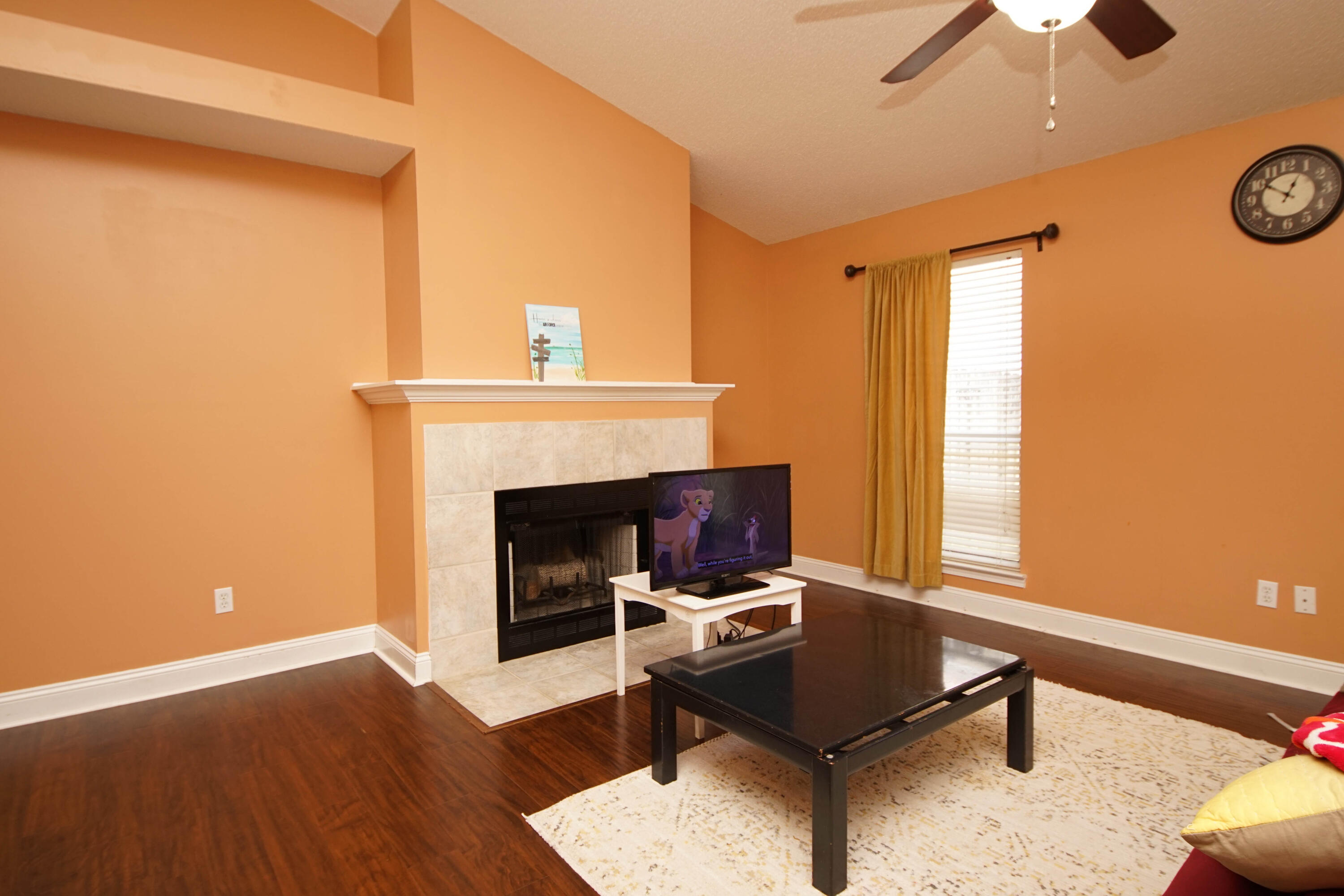 HUNTERS RUN S/D - Residential