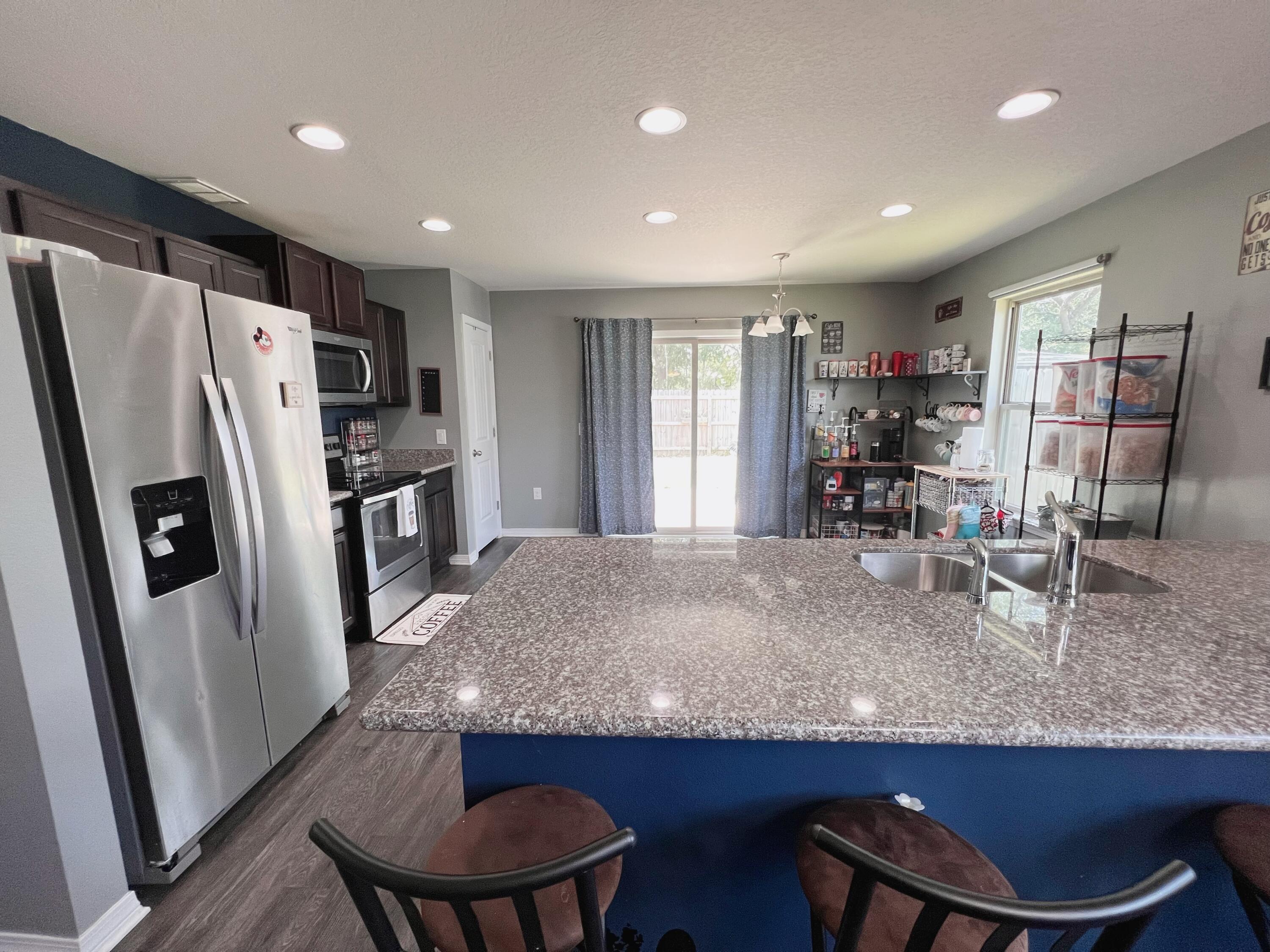 AVALON PARK - Residential