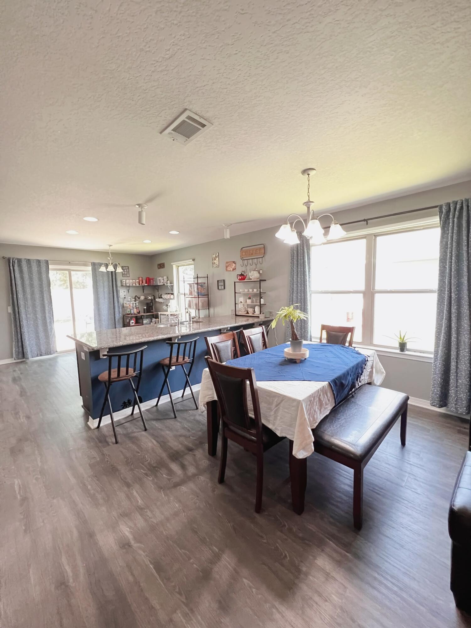 AVALON PARK - Residential