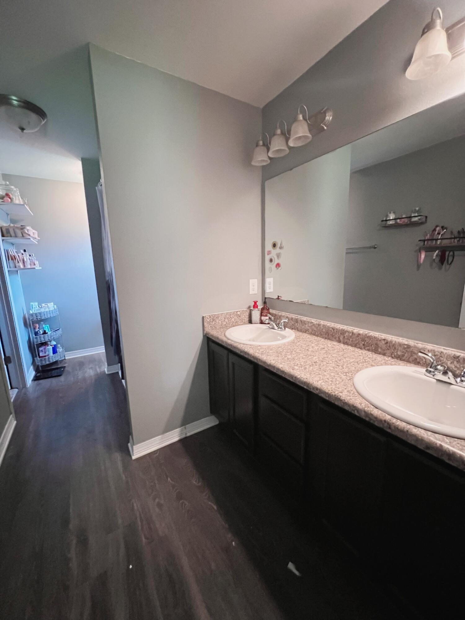 AVALON PARK - Residential