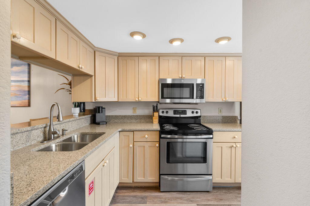 WALTON DUNES - Residential