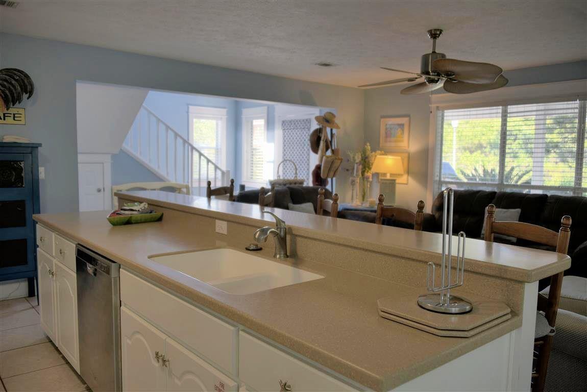 WHITES GULFVIEW ESTATES - Residential