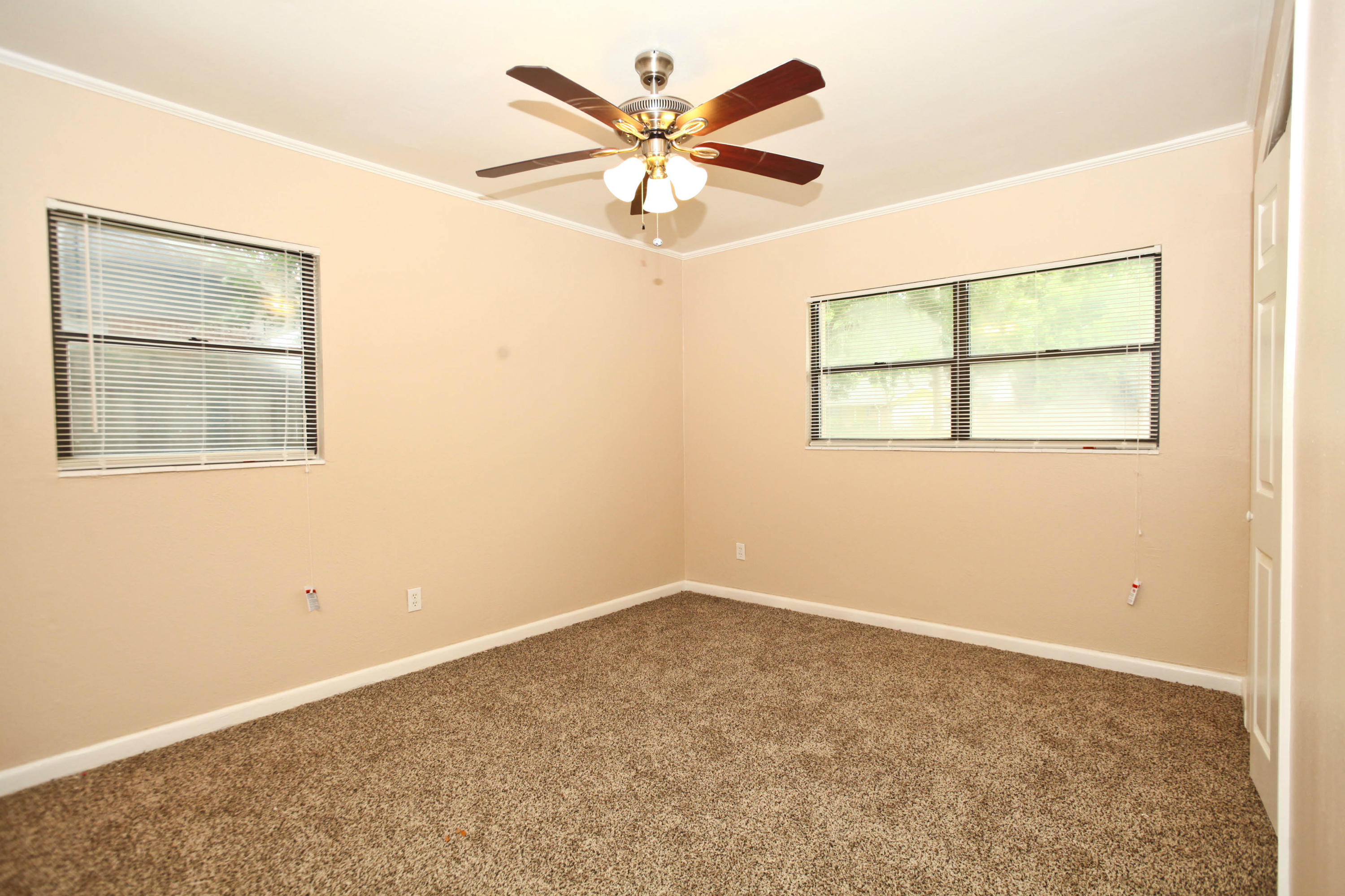 OAKLAND HEIGHTS - Residential